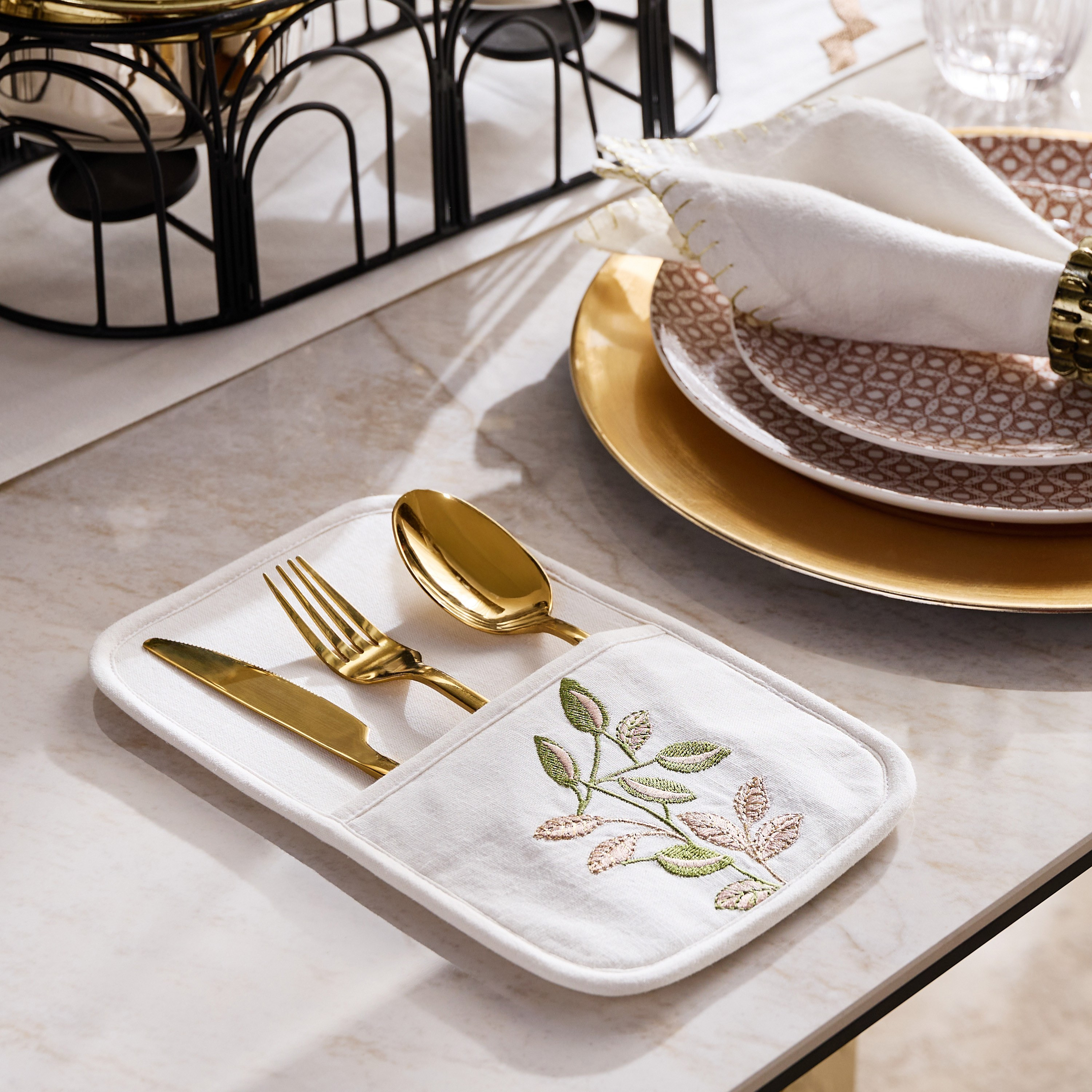 Juliet Cotton Cutlery Holder-household-dining-tablelinen-napkinsandaccessories-image-4