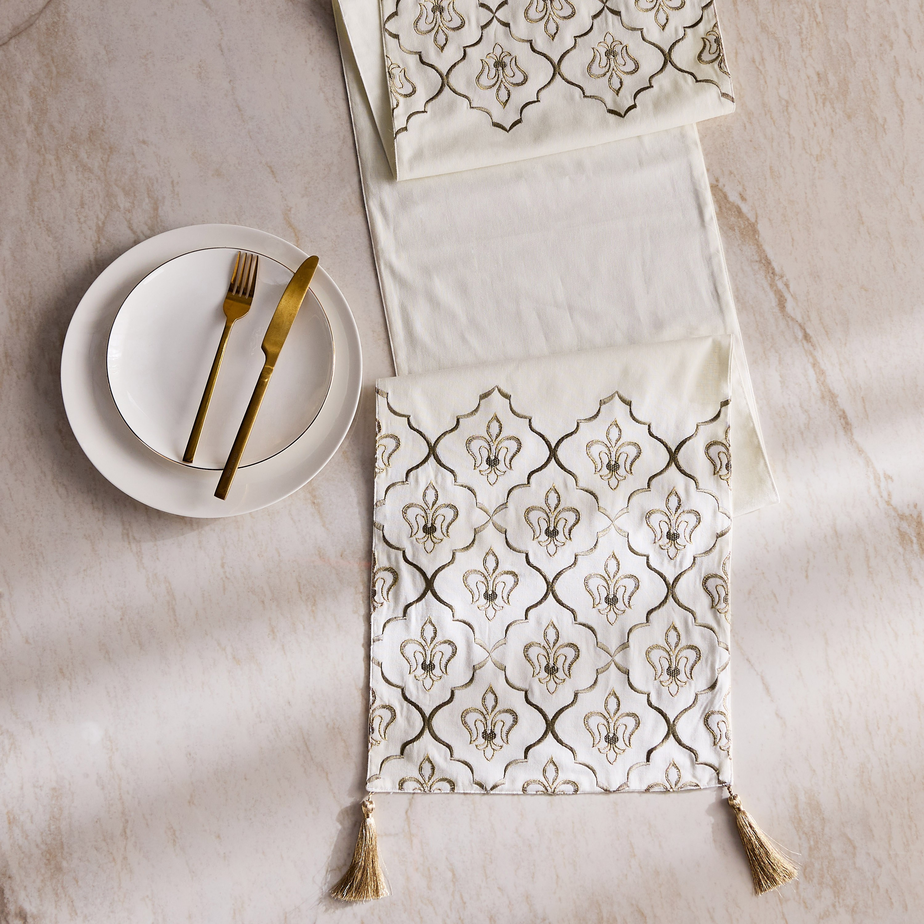 Farid Table Runner - 33x180 cm-household-dining-tablelinen-runnersandtablecovers-image-1