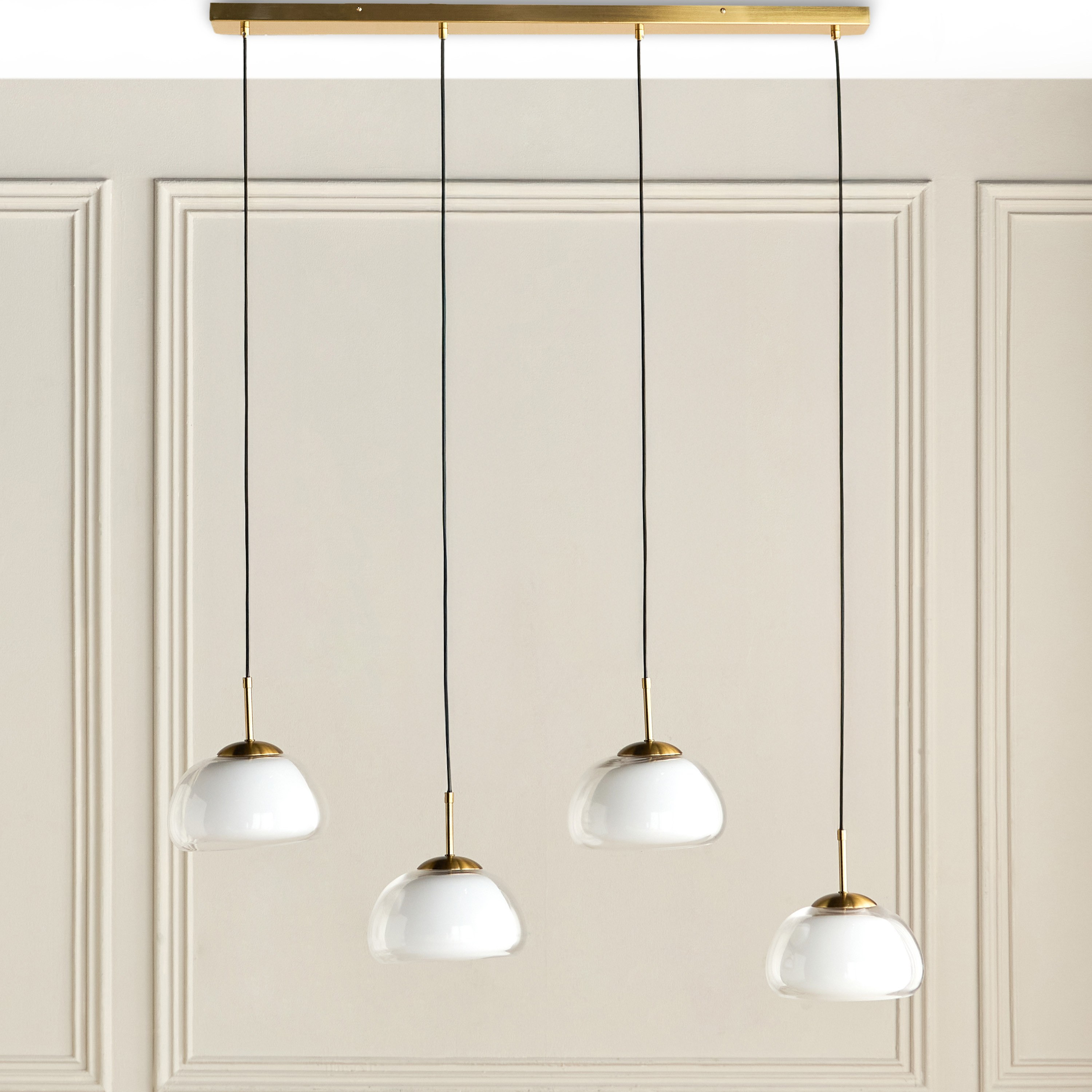 Saskia 4-Light Glass Pendant Lamp