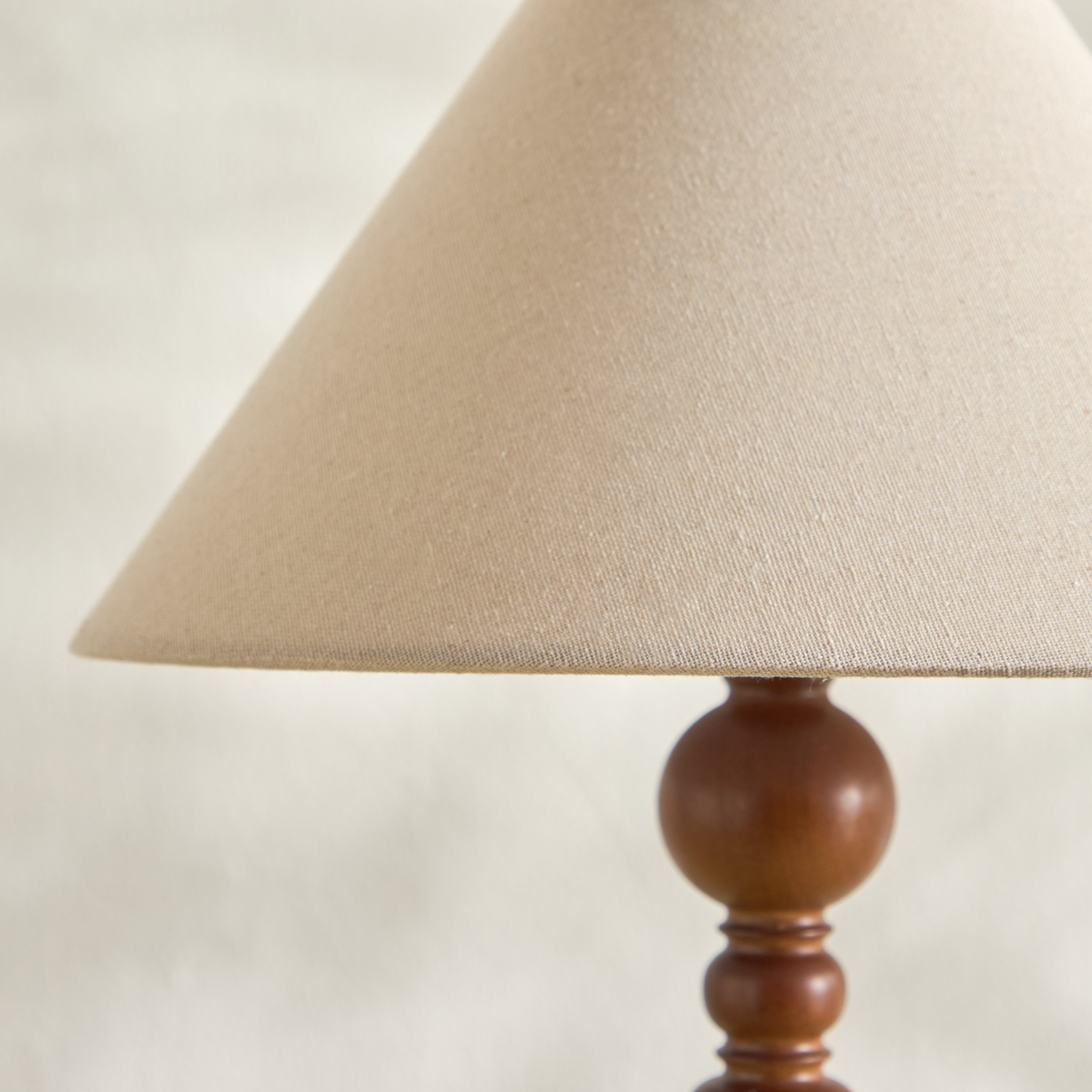مصباح طاولة خشبي - إلكي - 40 سم-household-lighting-tableanddesklamps-image-3