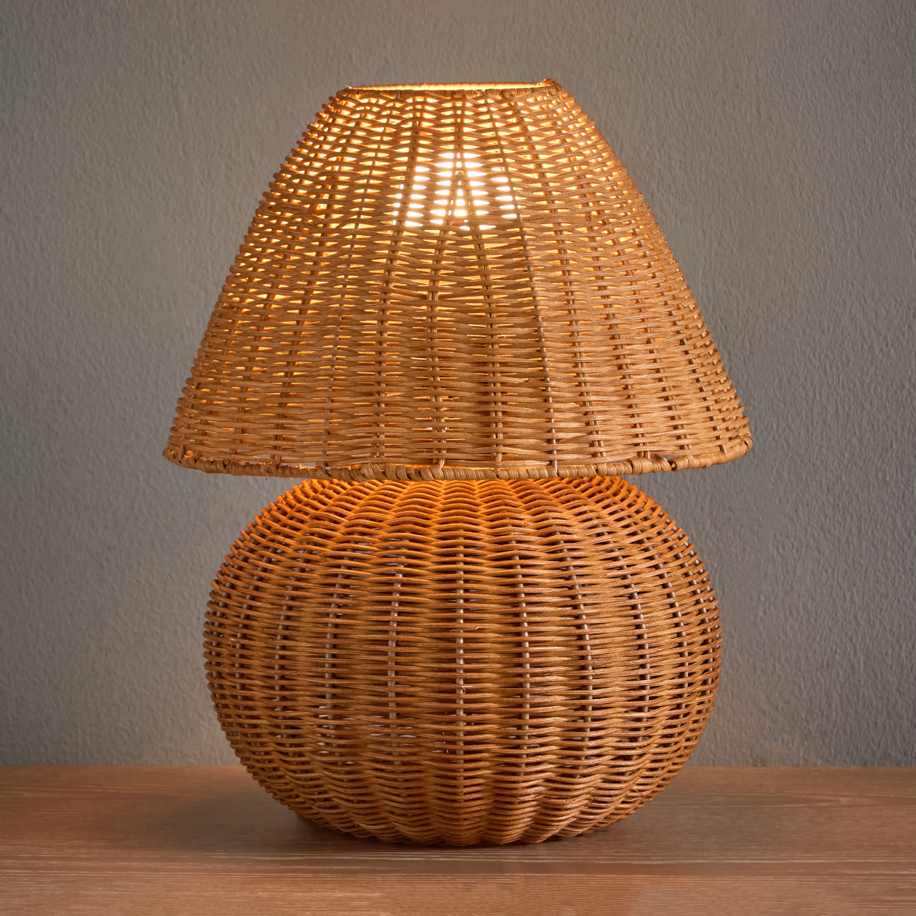 Renee Rattan Table Lamp - 35 cm-household-lighting-tableanddesklamps-image-2