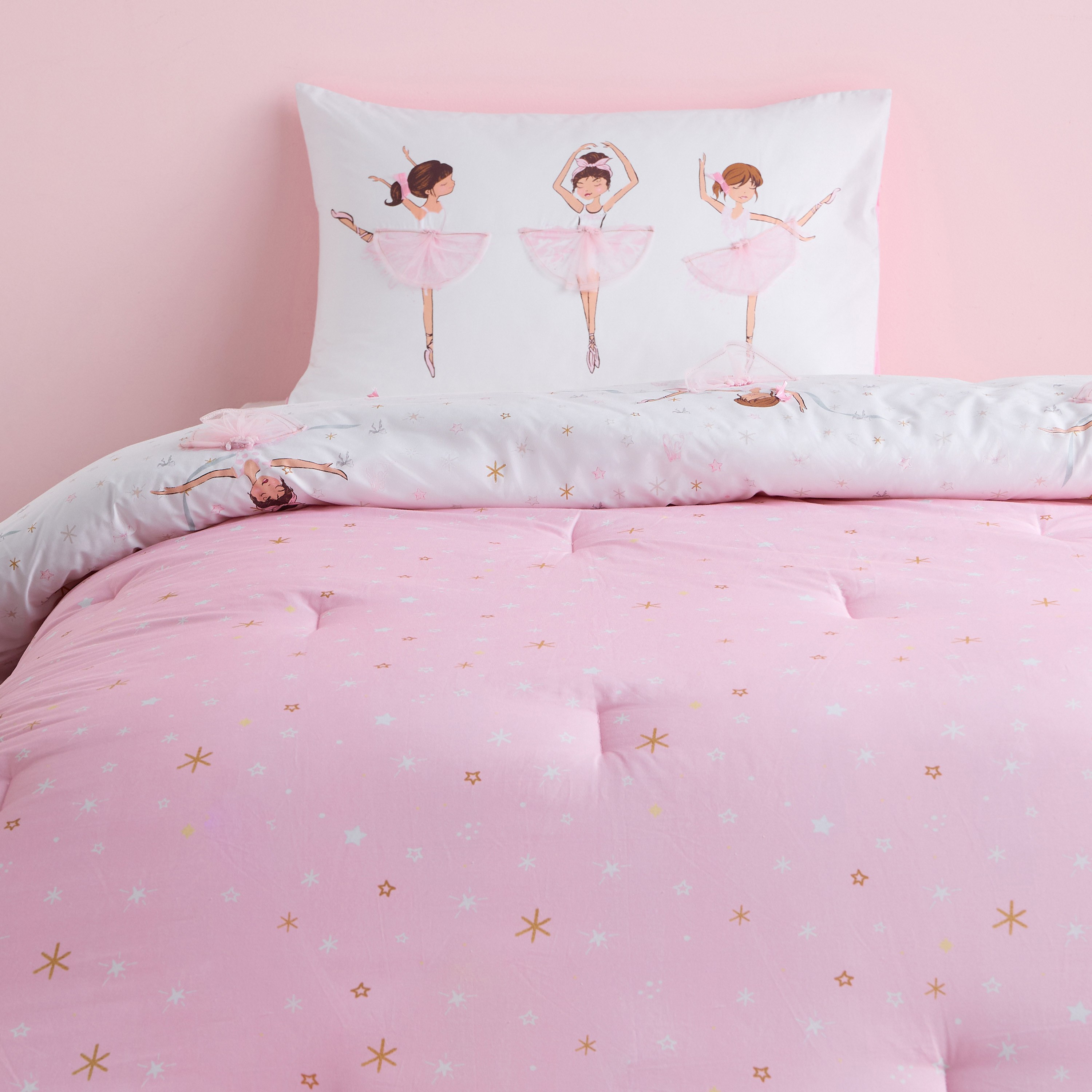 طقم لحاف كامل قطن قطعتين 200 خيط بوجهين وبطبعات - إيزابيلا- 160x220 سم-babyandkids-beddingandwindows-bedding-comforters-image-2