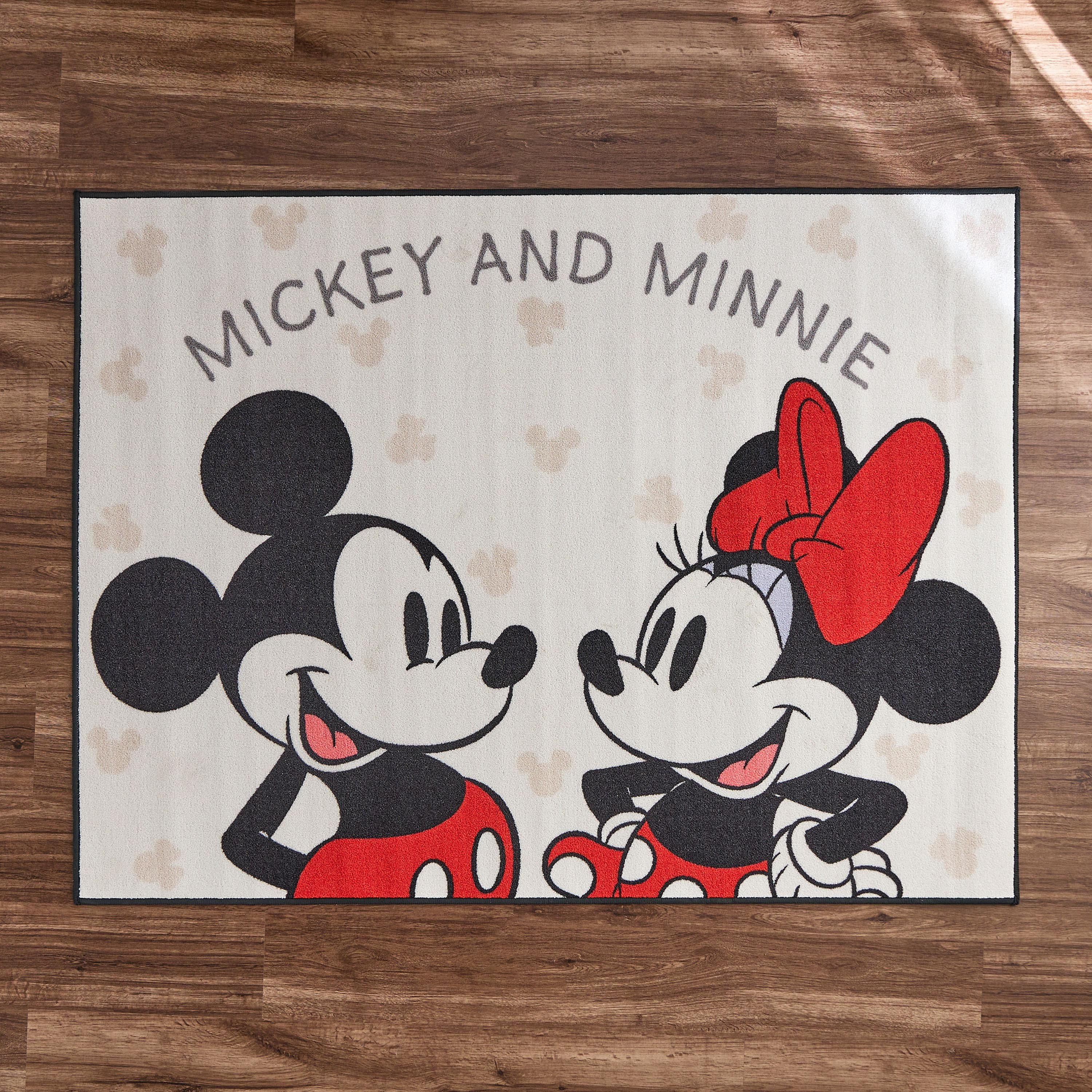 سجادة مضادة للانزلاق ميكي وميني – 120×160 سم-babyandkids-rugsandcarpets-rugs-image-1