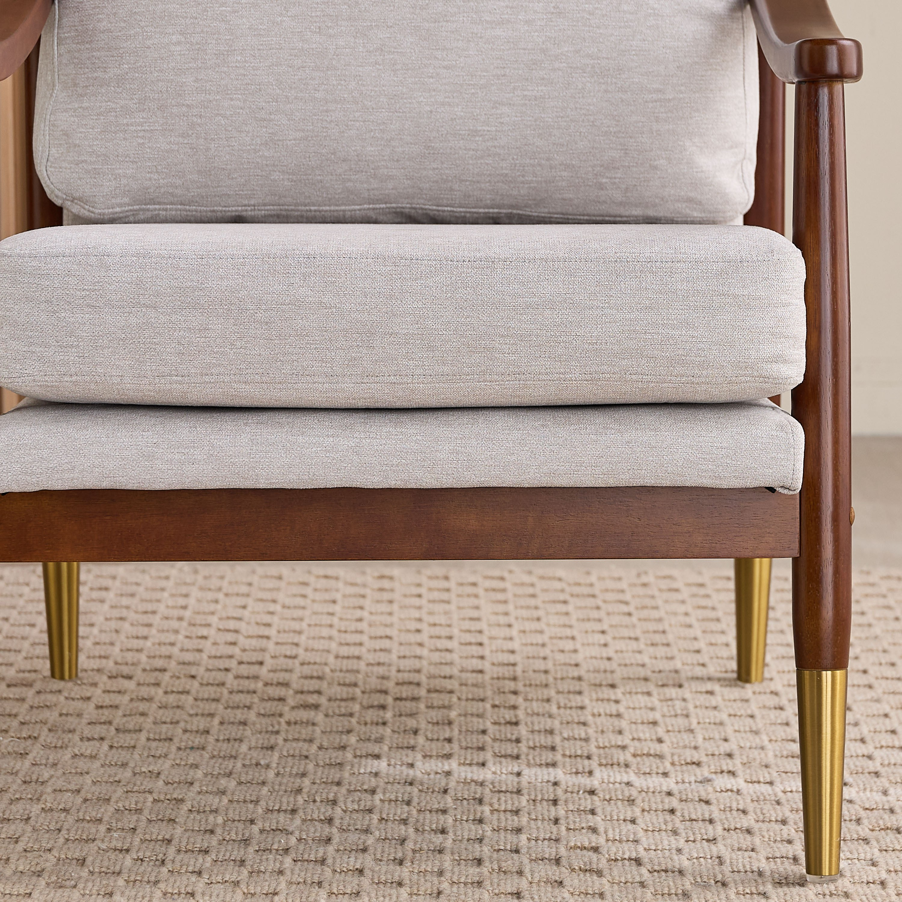 كرسي قماشي بمساند ذراعين - ديلسون-furniture-sofaandseating-armchairs-image-5