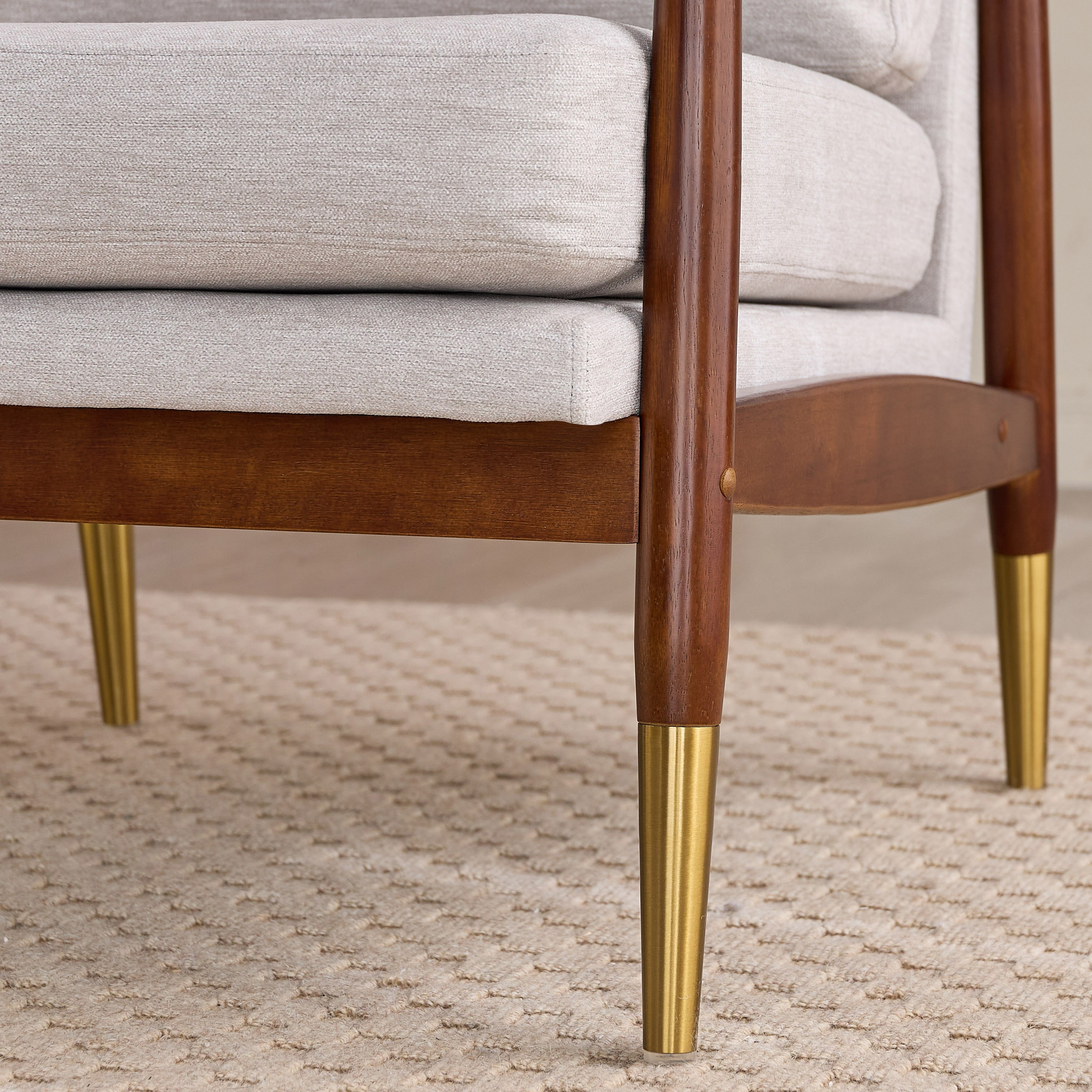 كرسي قماشي بمساند ذراعين - ديلسون-furniture-sofaandseating-armchairs-image-8
