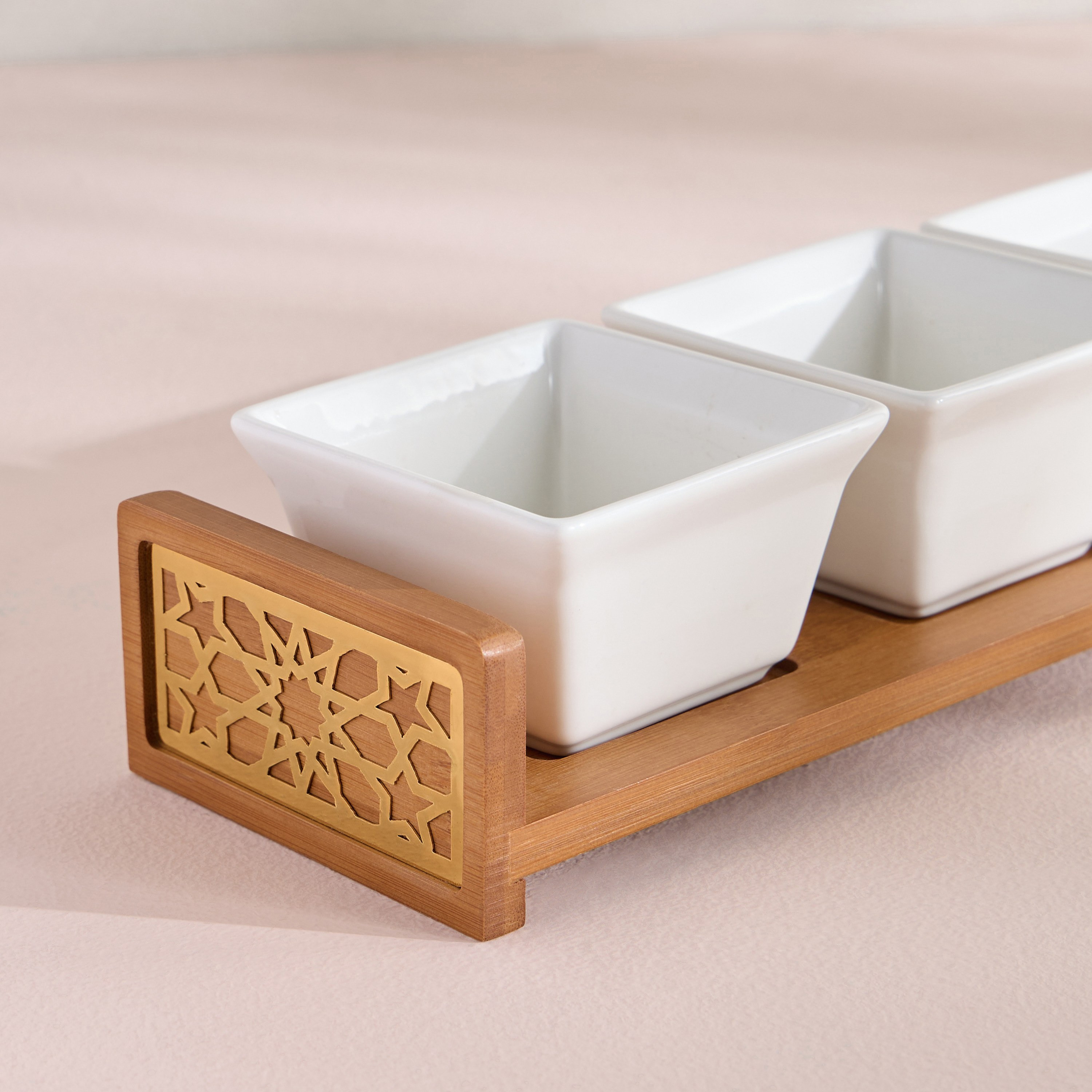 Mashrabiya Condiment Set-household-dining-serveware-chipsanddip-image-3