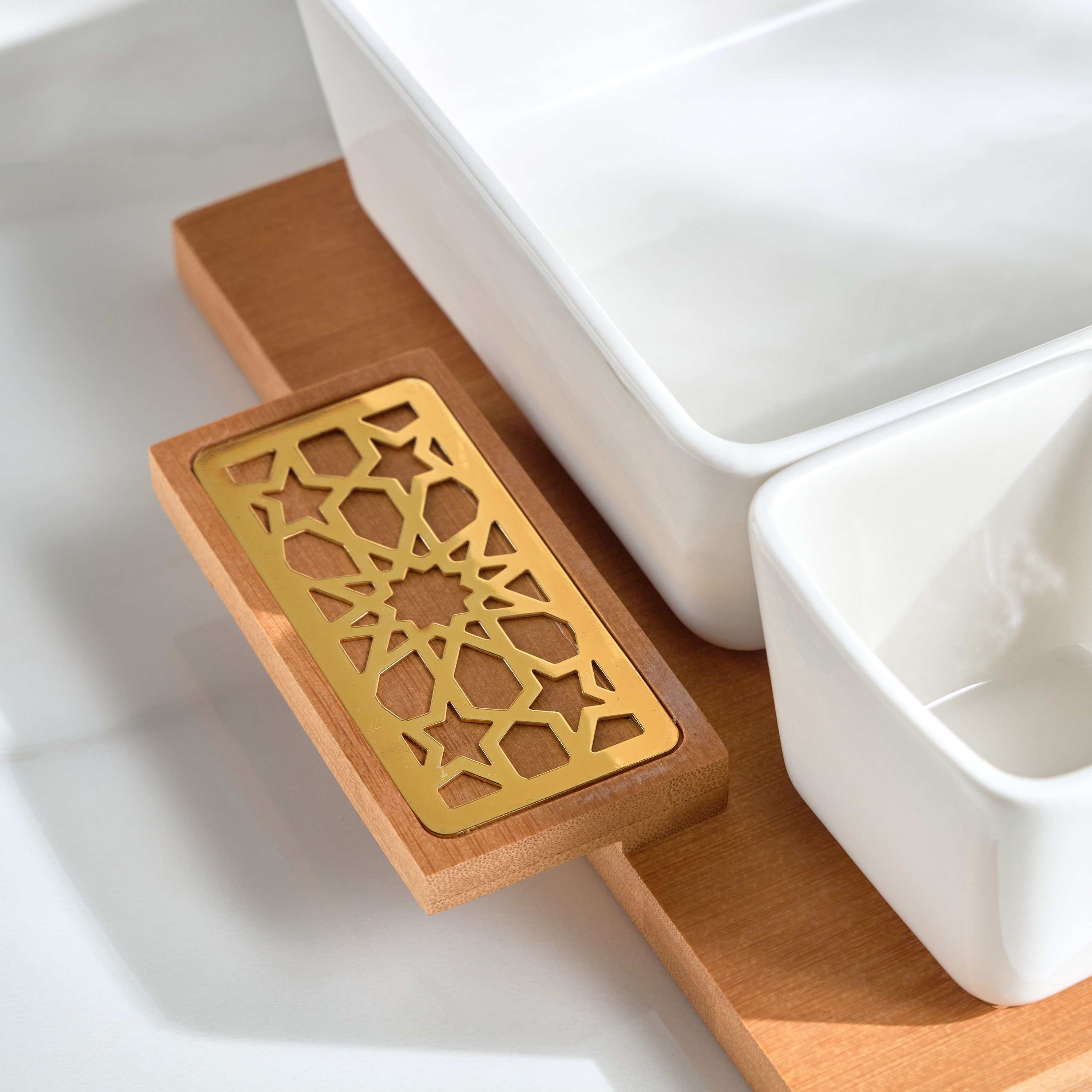 Mashrabiya Chip and Dip Set-household-dining-serveware-chipsanddip-image-3