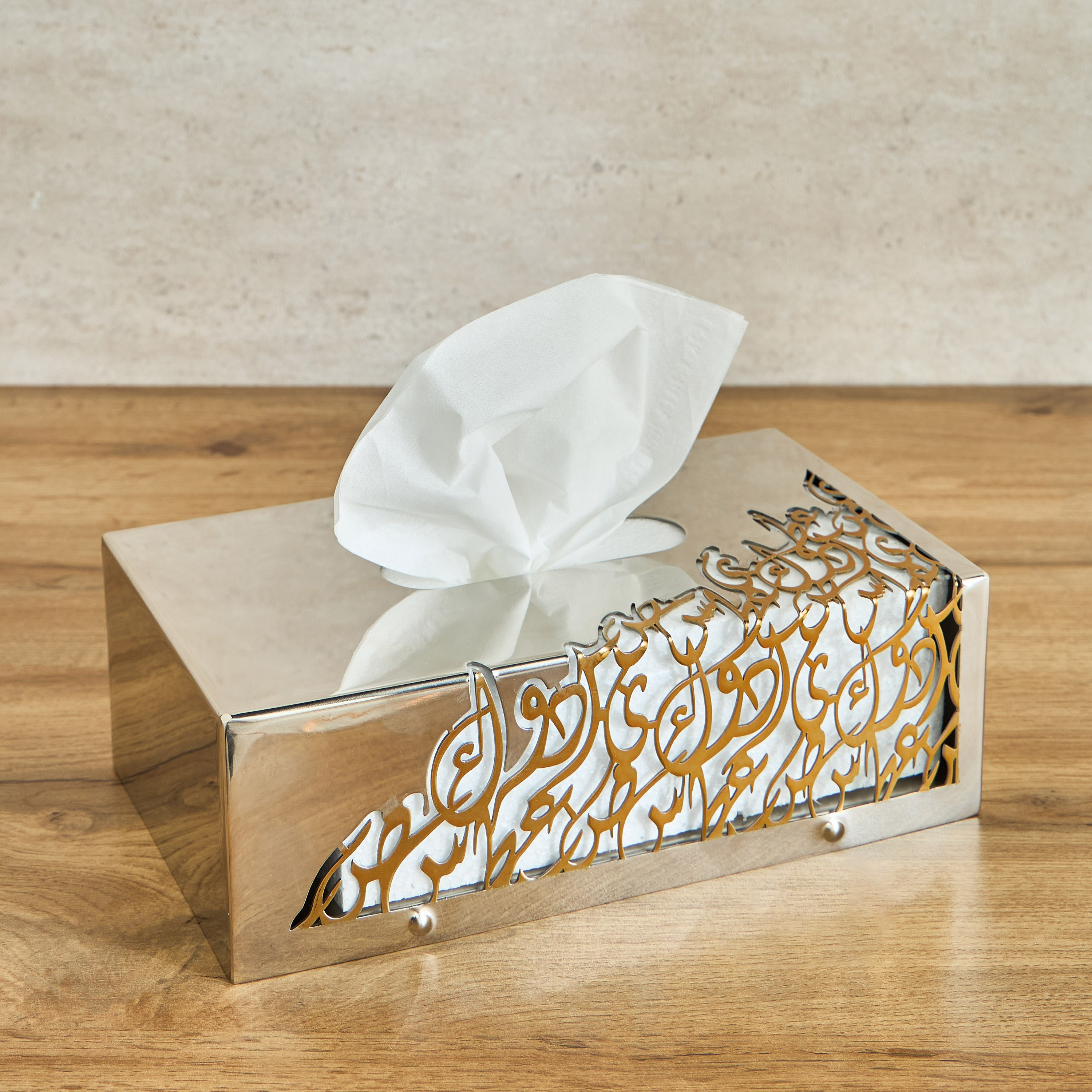 حامل مناديل بتصميم خط عربي - مجلس-household-decor-boxesandtrays-image-1