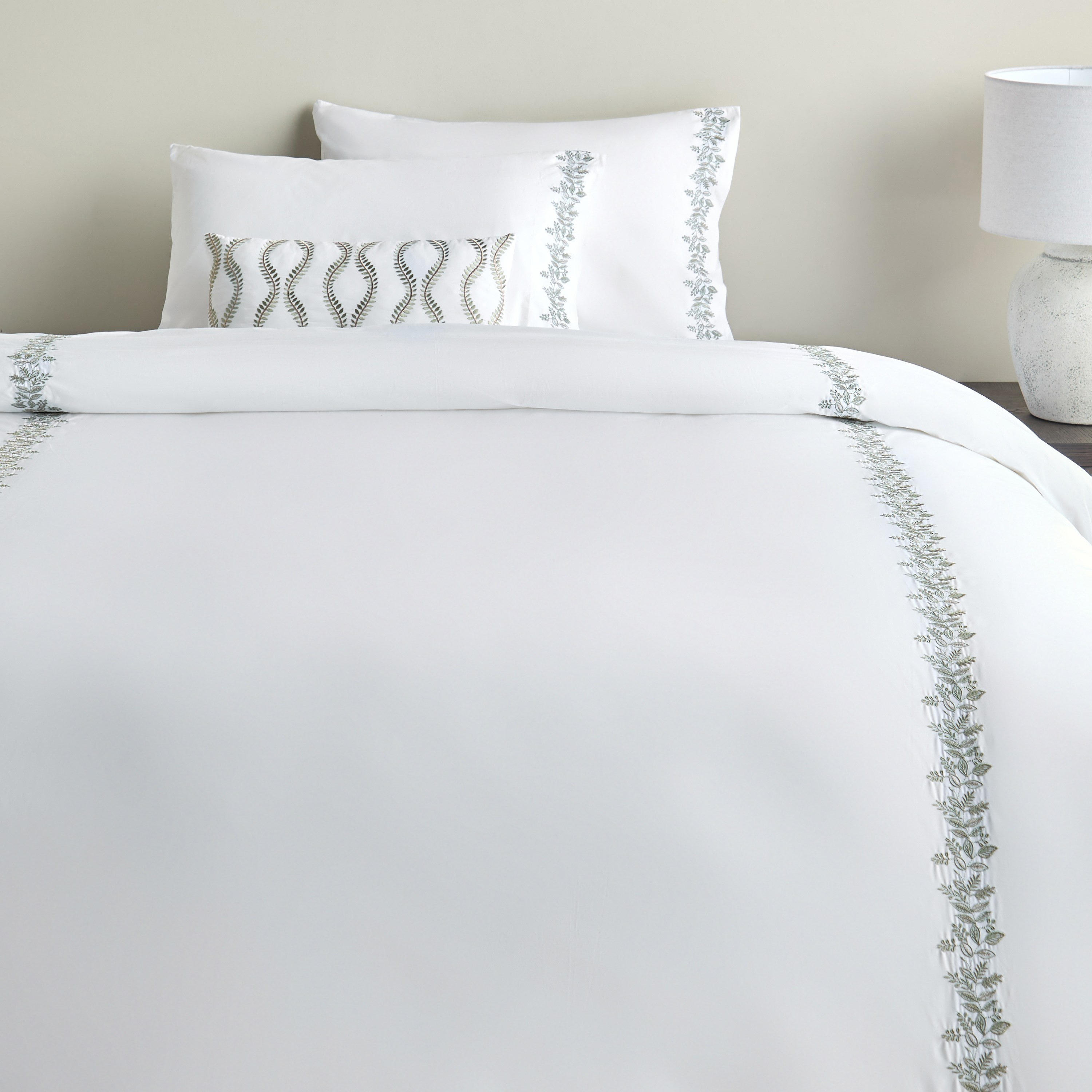 Linear Cotton Embroidered 4-Piece Super King Comforter Set - 240x260 cm-household-bedding-comfortersandbedspreads-comforters-image-2