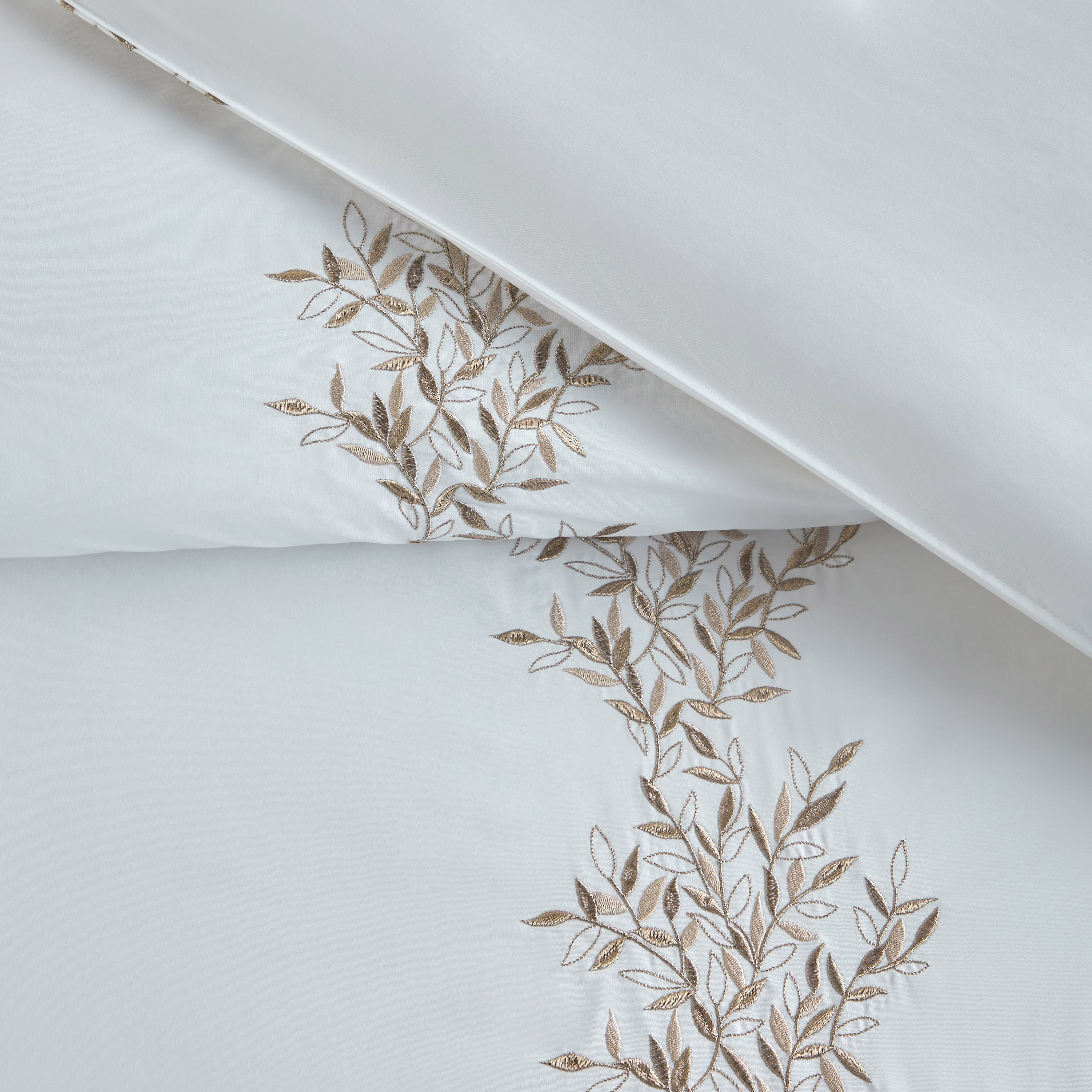 Shimery Cotton Embroidered 4-Piece Super King Comforter Set - 240x260 cm-household-bedding-comfortersandbedspreads-comforters-image-4