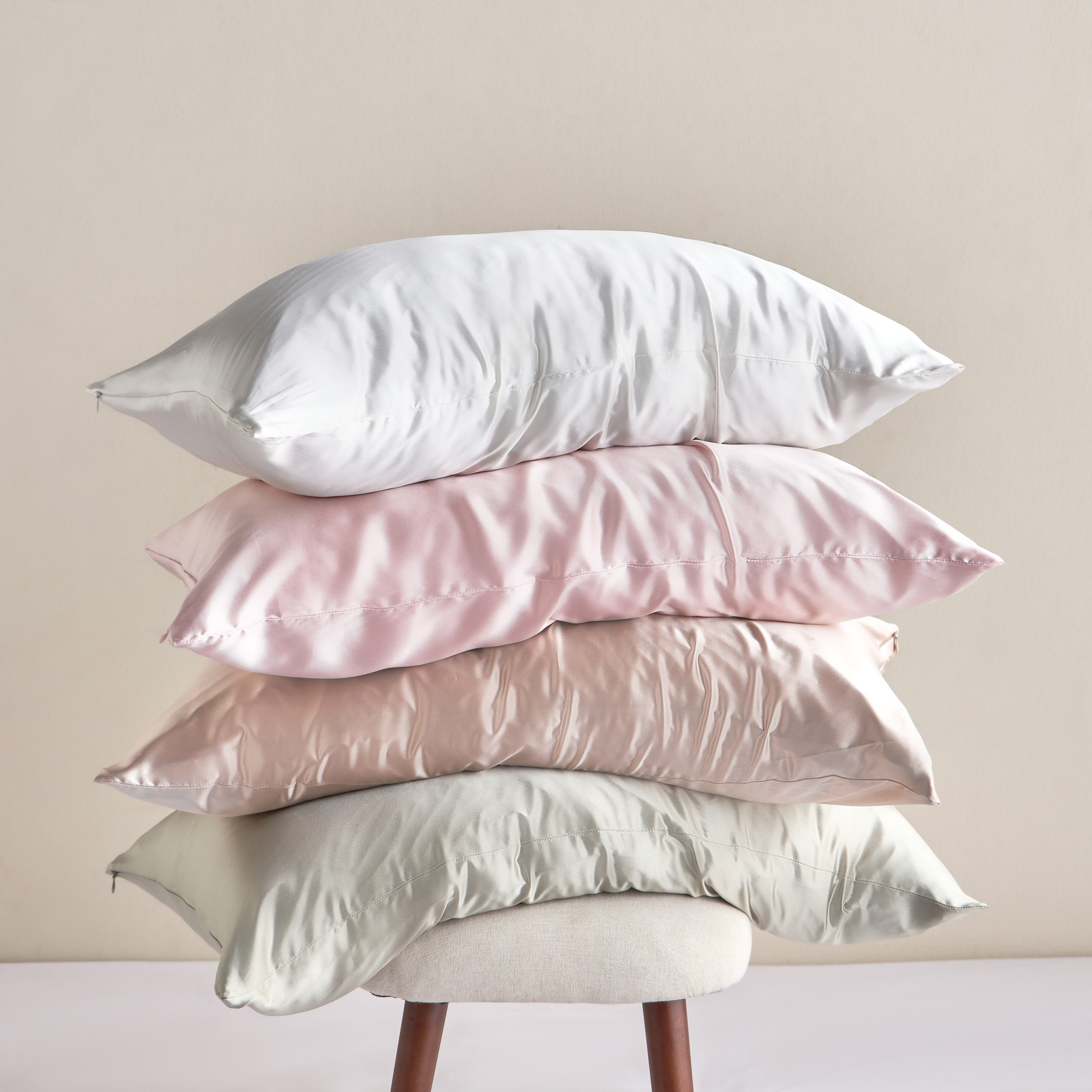 Veloura Mulberry Silk Pillowcase with Scrunchie and Hairband - 50x75 cm-household-bedding-sheetsandpillowcases-pillowcases-image-5