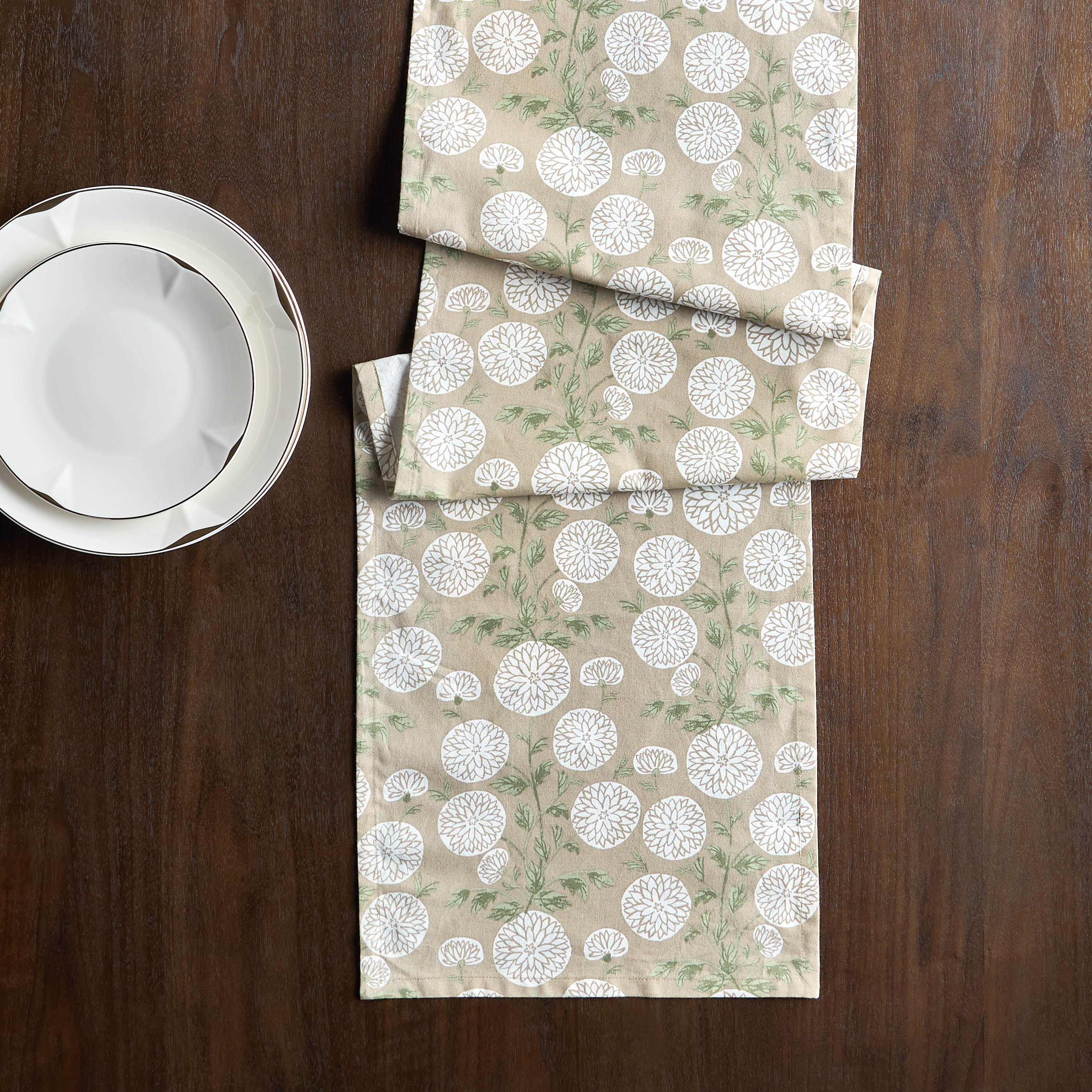 Bella Table Runner - 33x120 cm-household-dining-tablelinen-runnersandtablecovers-image-1