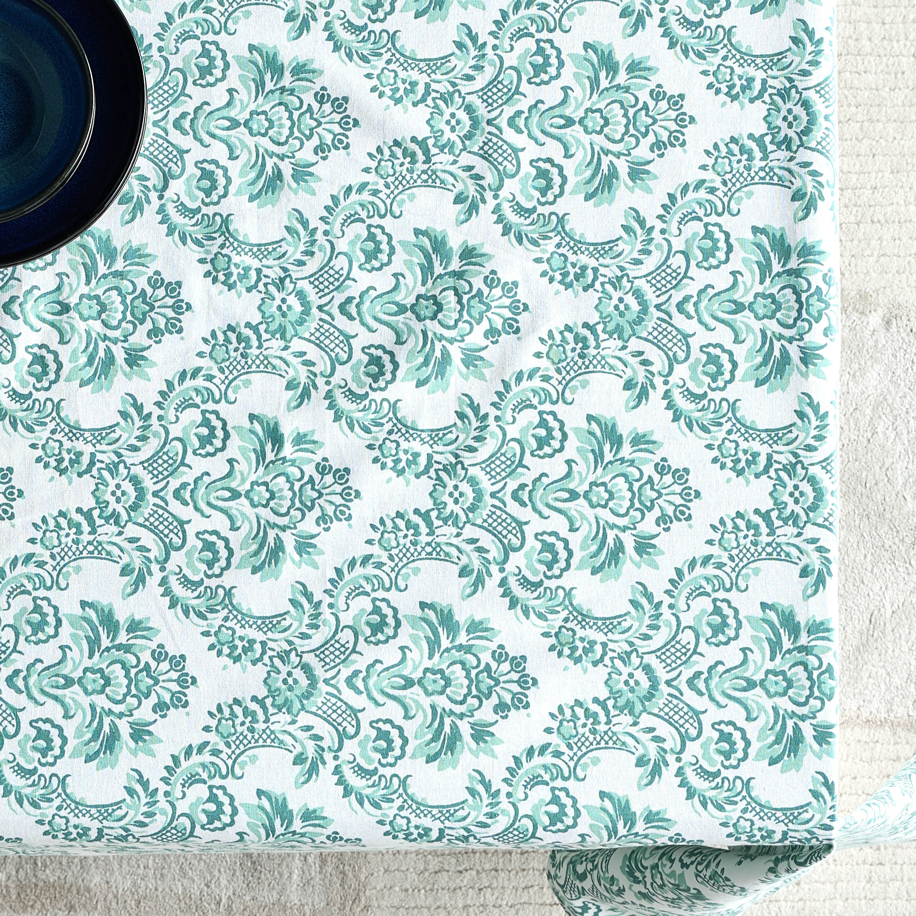 Isabella Table Cover - 150x250 cm-household-dining-tablelinen-runnersandtablecovers-image-2
