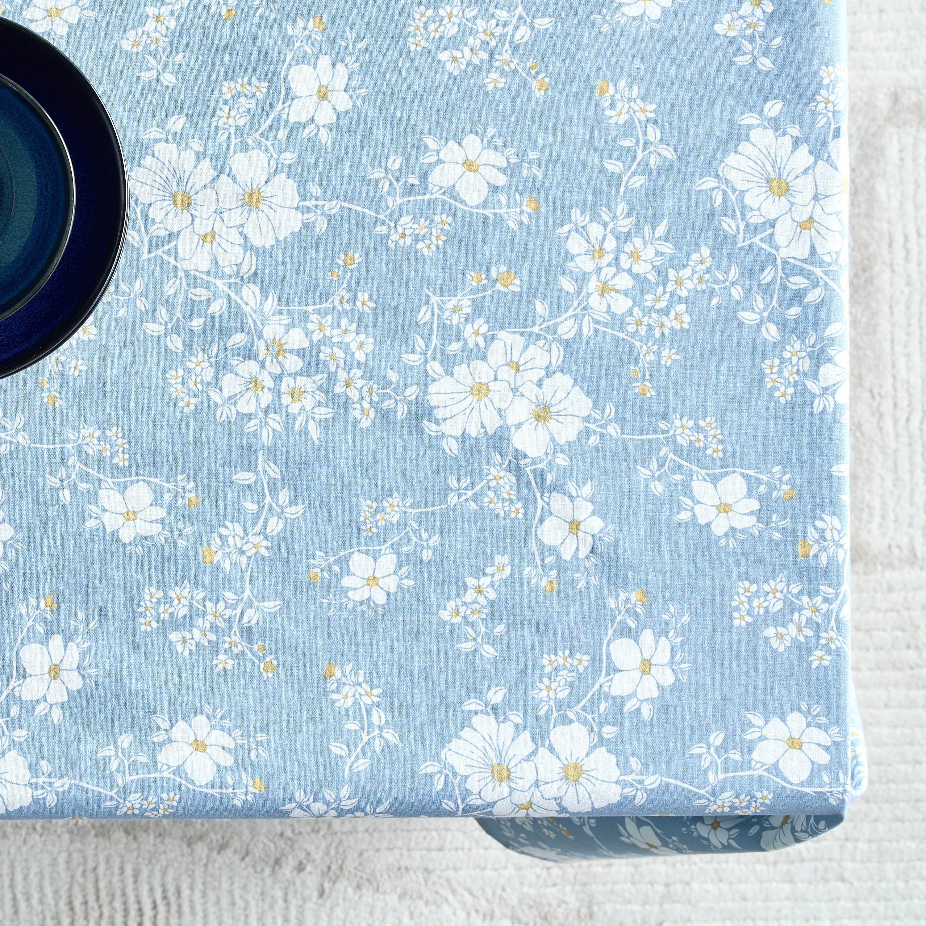 Isla Table Cover - 150x250 cm-household-dining-tablelinen-runnersandtablecovers-image-2