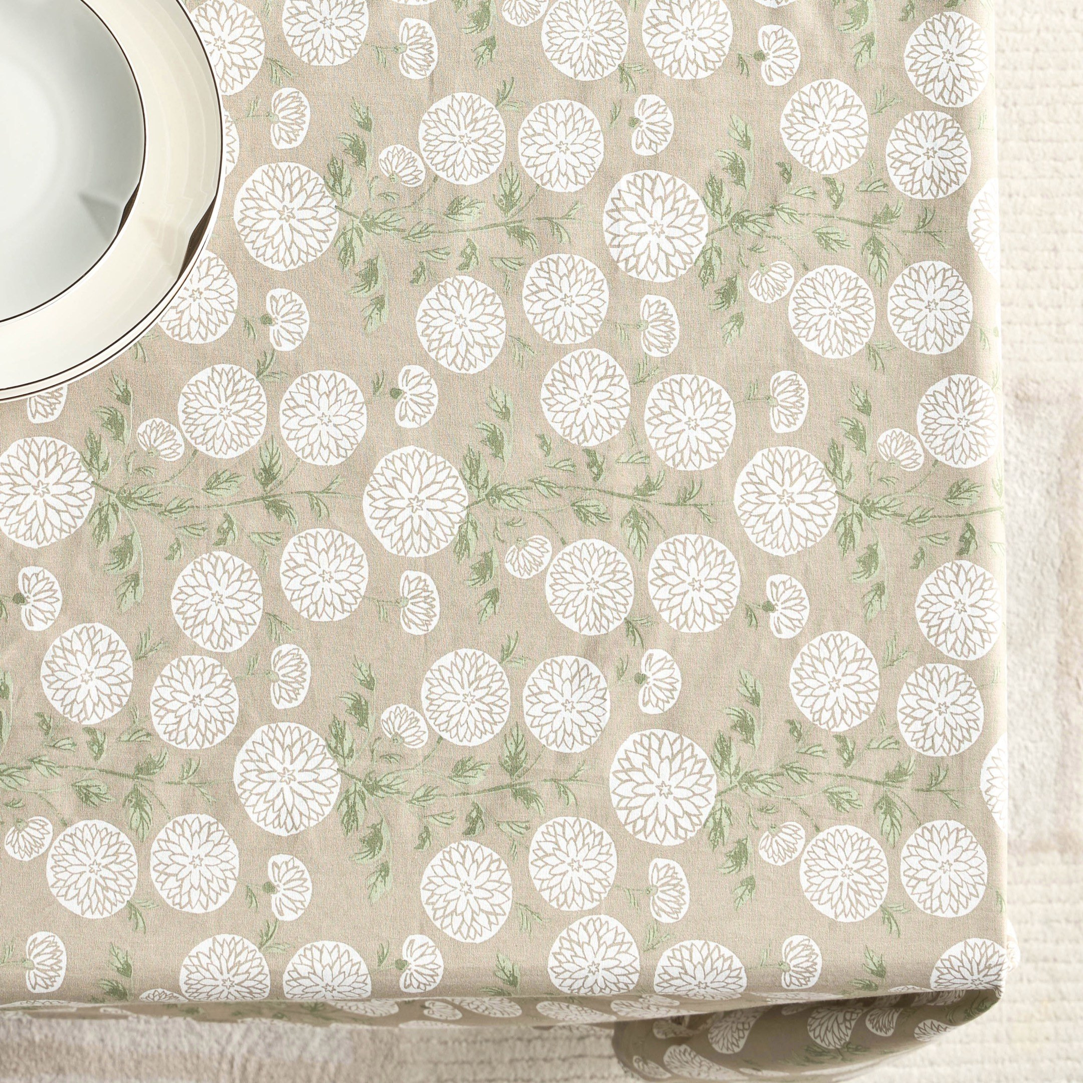 Bella Table Cover - 180x300 cm-household-dining-tablelinen-runnersandtablecovers-image-2