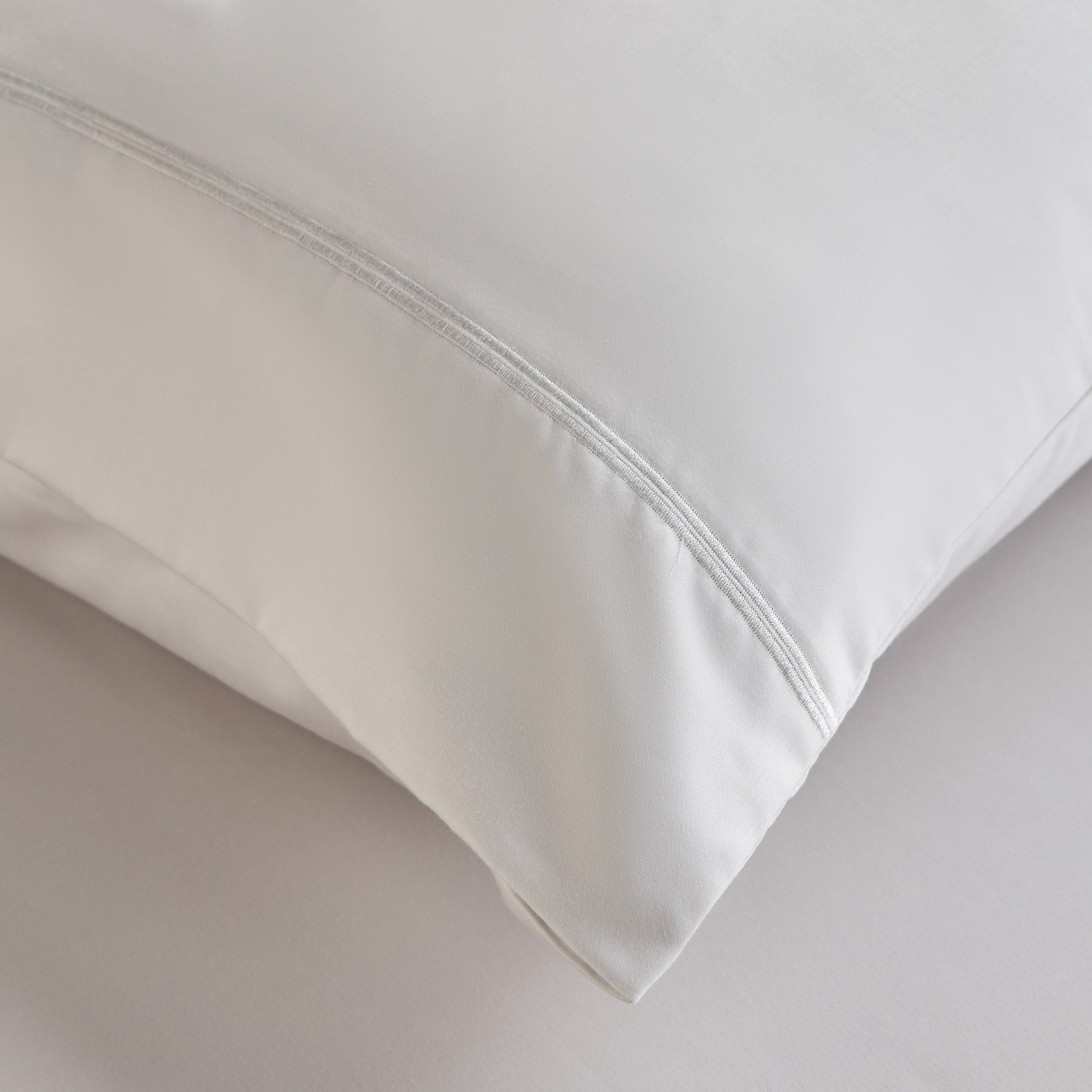 Solid Satin Pima Cotton 525 Thread Count 2-Piece Pillowcase Set - 50x75 cm-household-bedding-sheetsandpillowcases-pillowcases-image-3