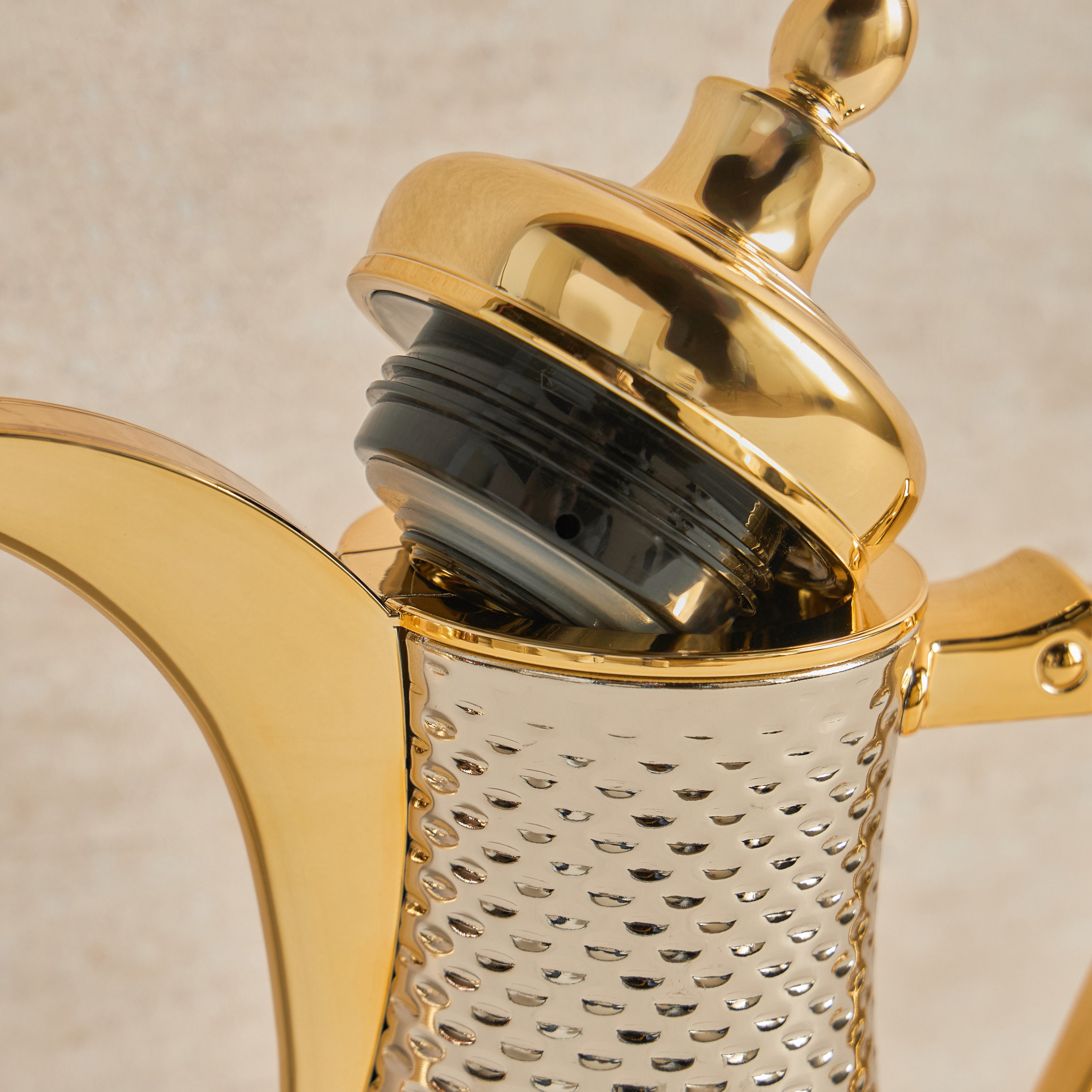 Dahab Metal Flask - 800 ml-household-dining-teaandcoffee-vacuumflaskscoffeeandteapots-image-3