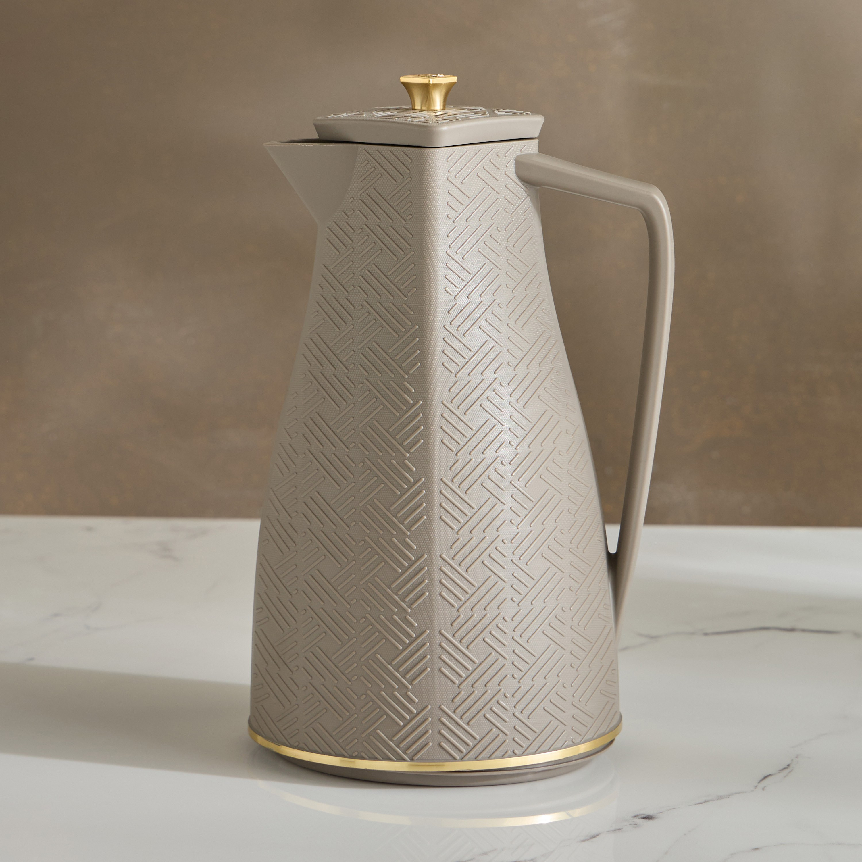 Raye Flask - 1 L-household-dining-teaandcoffee-vacuumflaskscoffeeandteapots-image-1