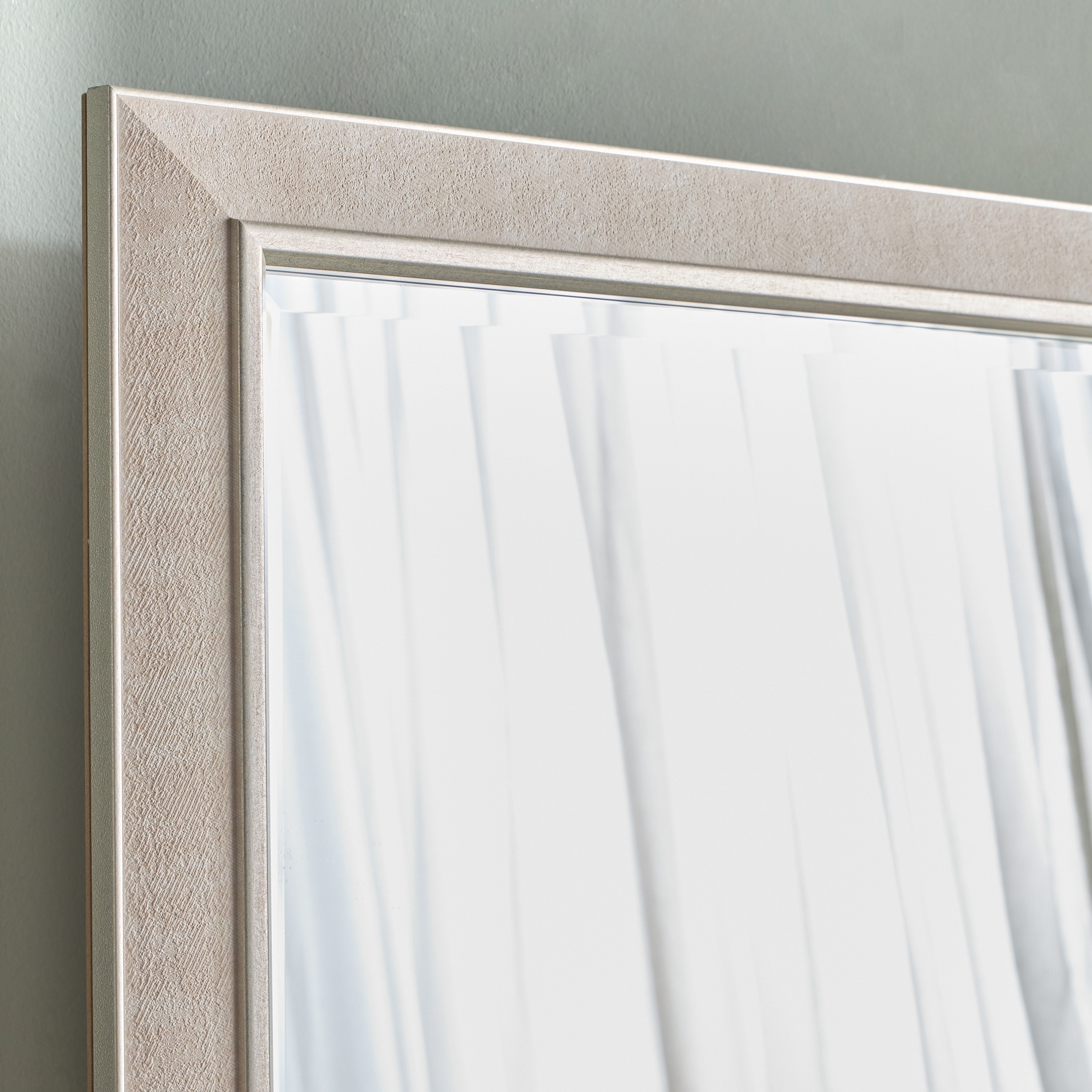 Akiro Bevelled Floor Mirror - 172x72 cm-household-walldecorandmirrors-mirrors-floormirrors-image-2