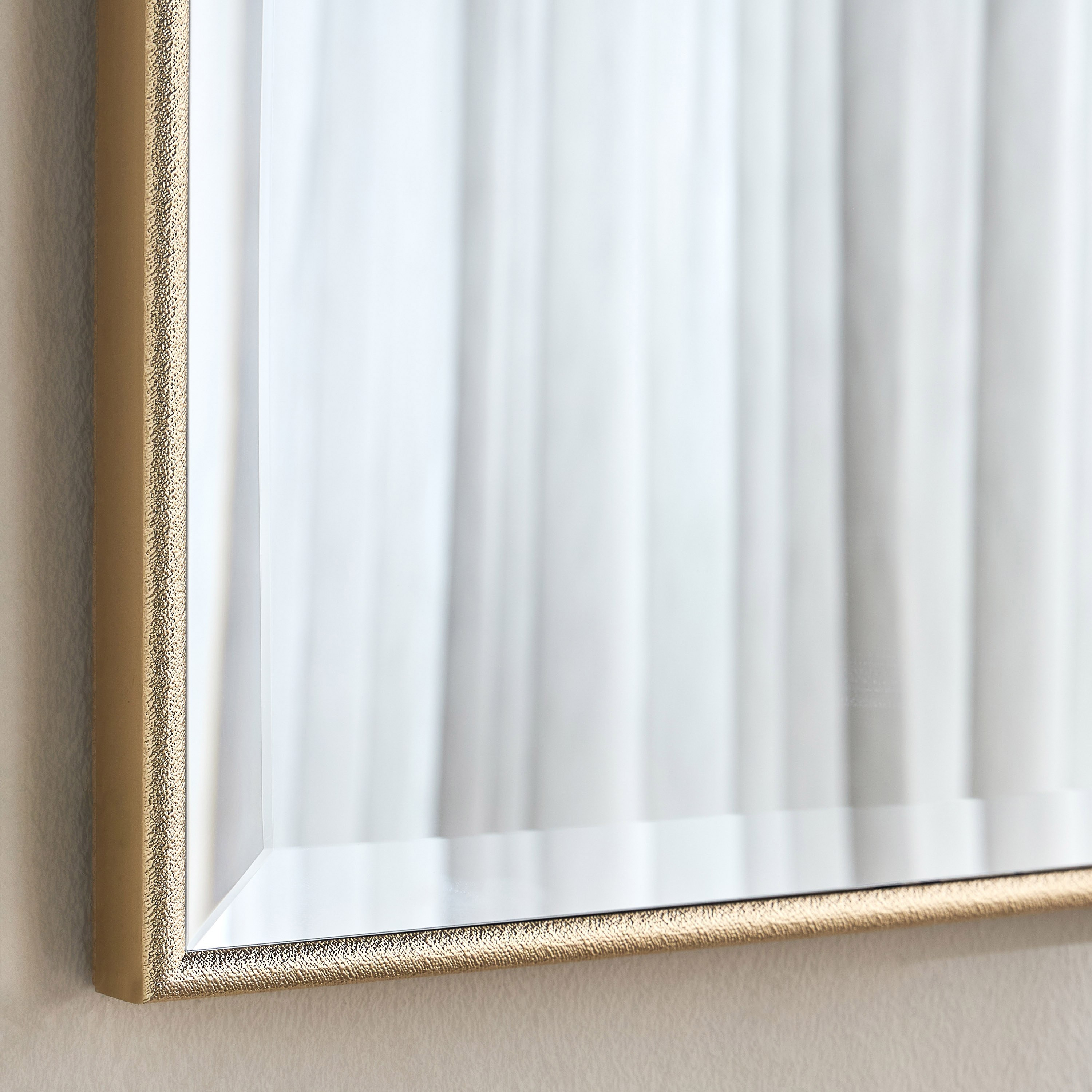 مرآة حائط مشطوفة - أولجانا - 82x122 سم-household-walldecorandmirrors-mirrors-wallmirrors-image-3