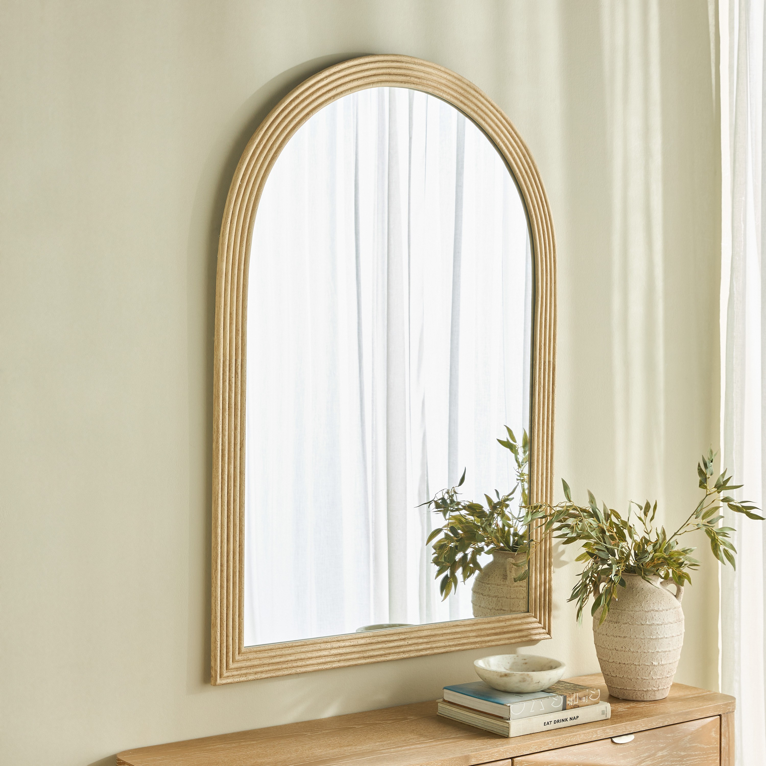 Velle Wall Mirror - 93x133 cm-household-walldecorandmirrors-mirrors-wallmirrors-image-1