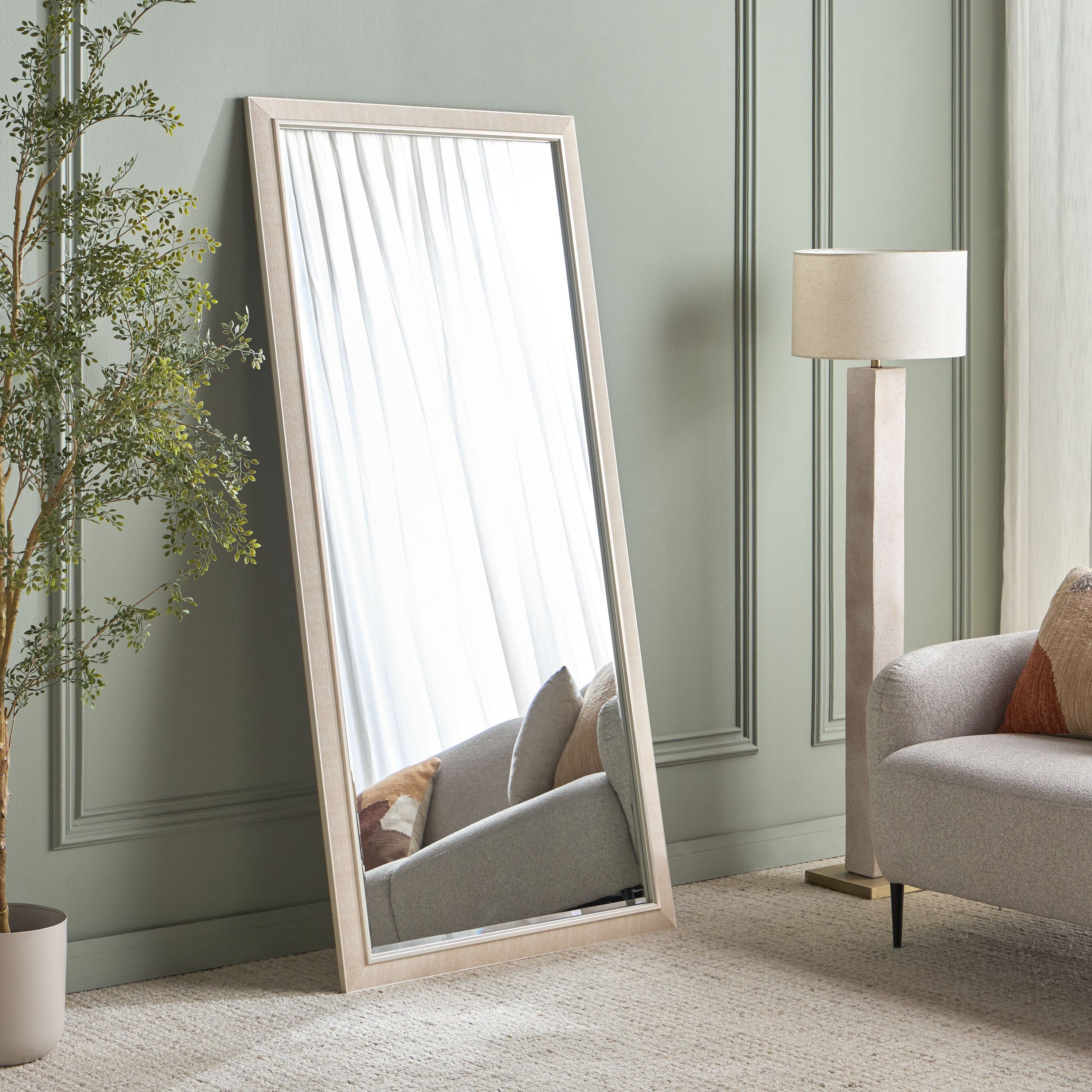 Akiro Bevelled Leaner Mirror - 92x192 cm-household-walldecorandmirrors-mirrors-floormirrors-image-1