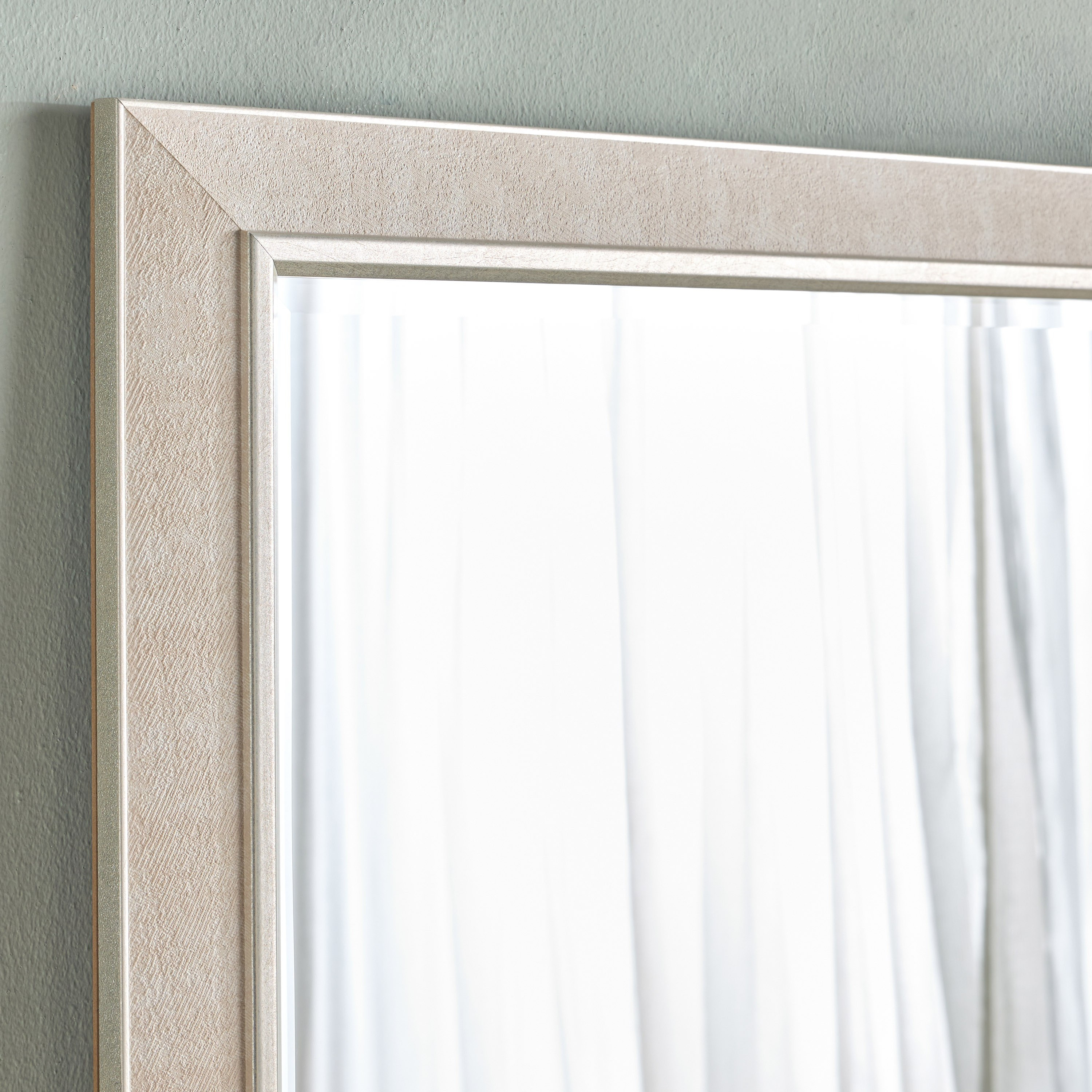 Akiro Bevelled Leaner Mirror - 92x192 cm-household-walldecorandmirrors-mirrors-floormirrors-image-2