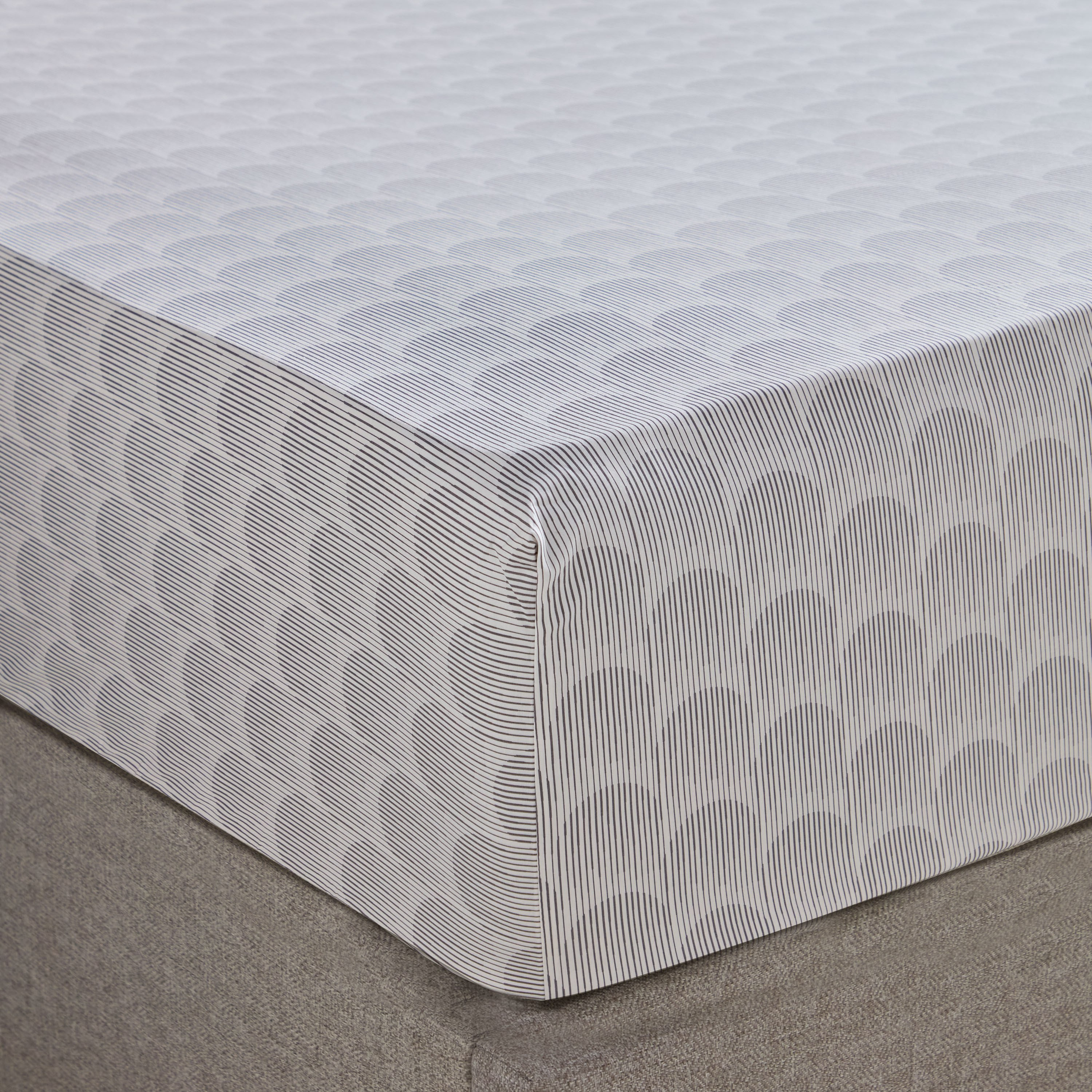 Serenity Cotton Percale 200 Thread Count Super King Fitted Sheet - 200x205 cm-household-bedding-sheetsandpillowcases-fittedsheets-image-1