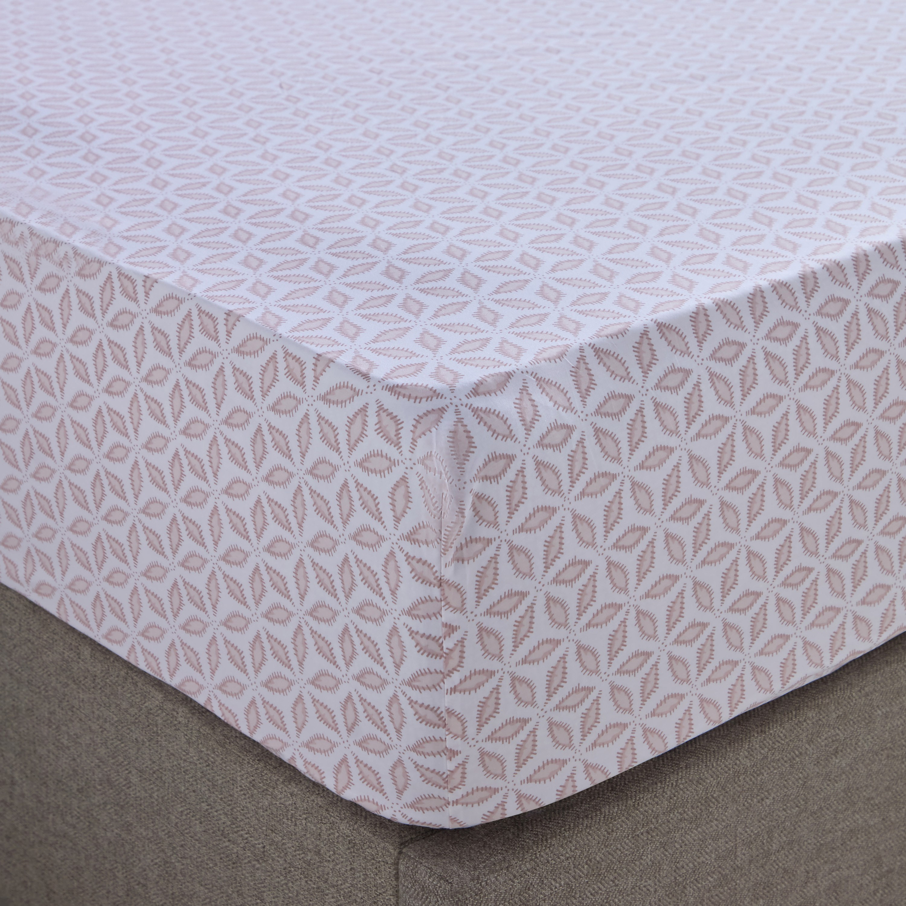Serenity Cotton Percale 200 Thread Count Full Fitted Sheet - 120x200 cm-household-bedding-sheetsandpillowcases-fittedsheets-image-1