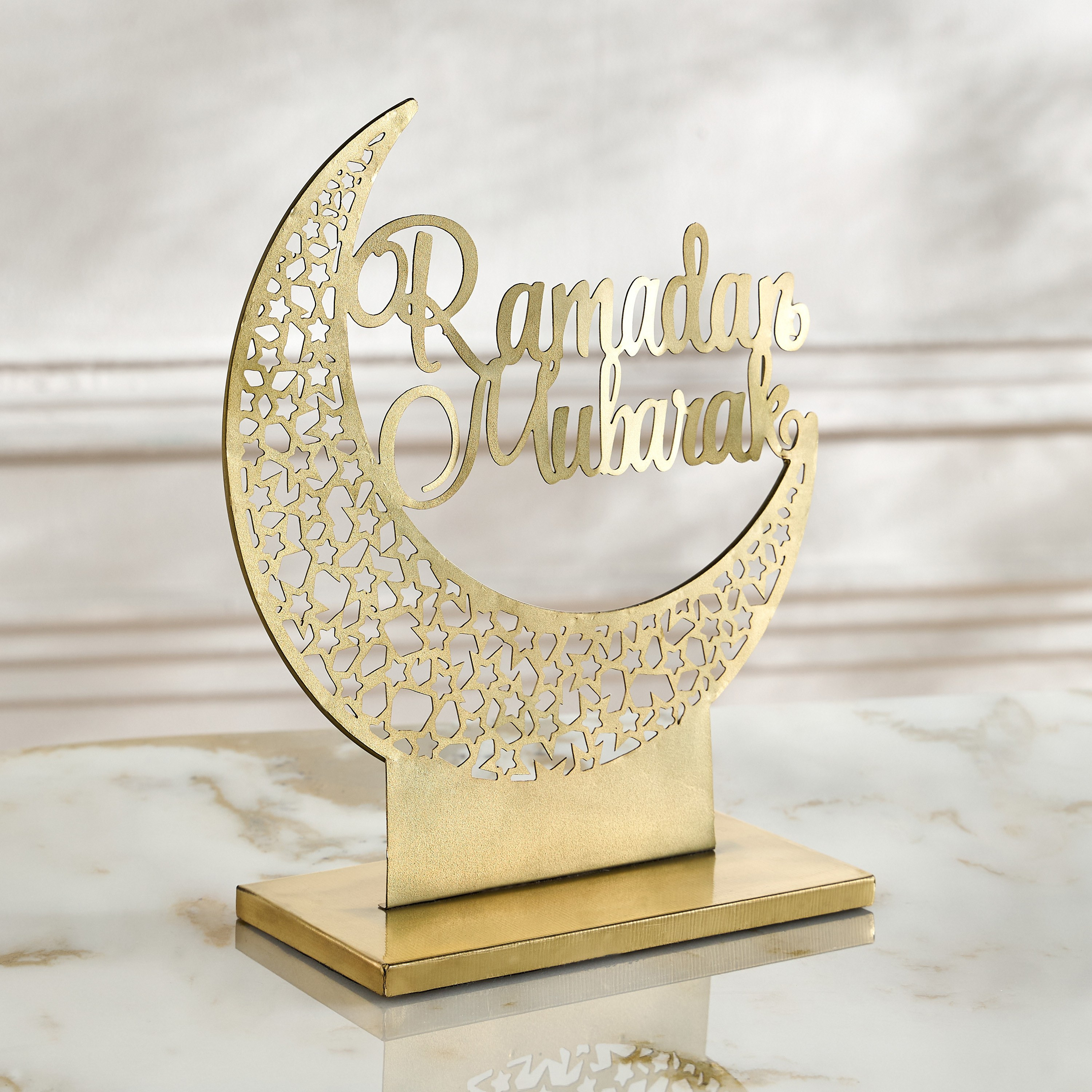 قطعة ديكور بتصميم رمضان كريم-household-decor-candleholdersandlanterns-image-1
