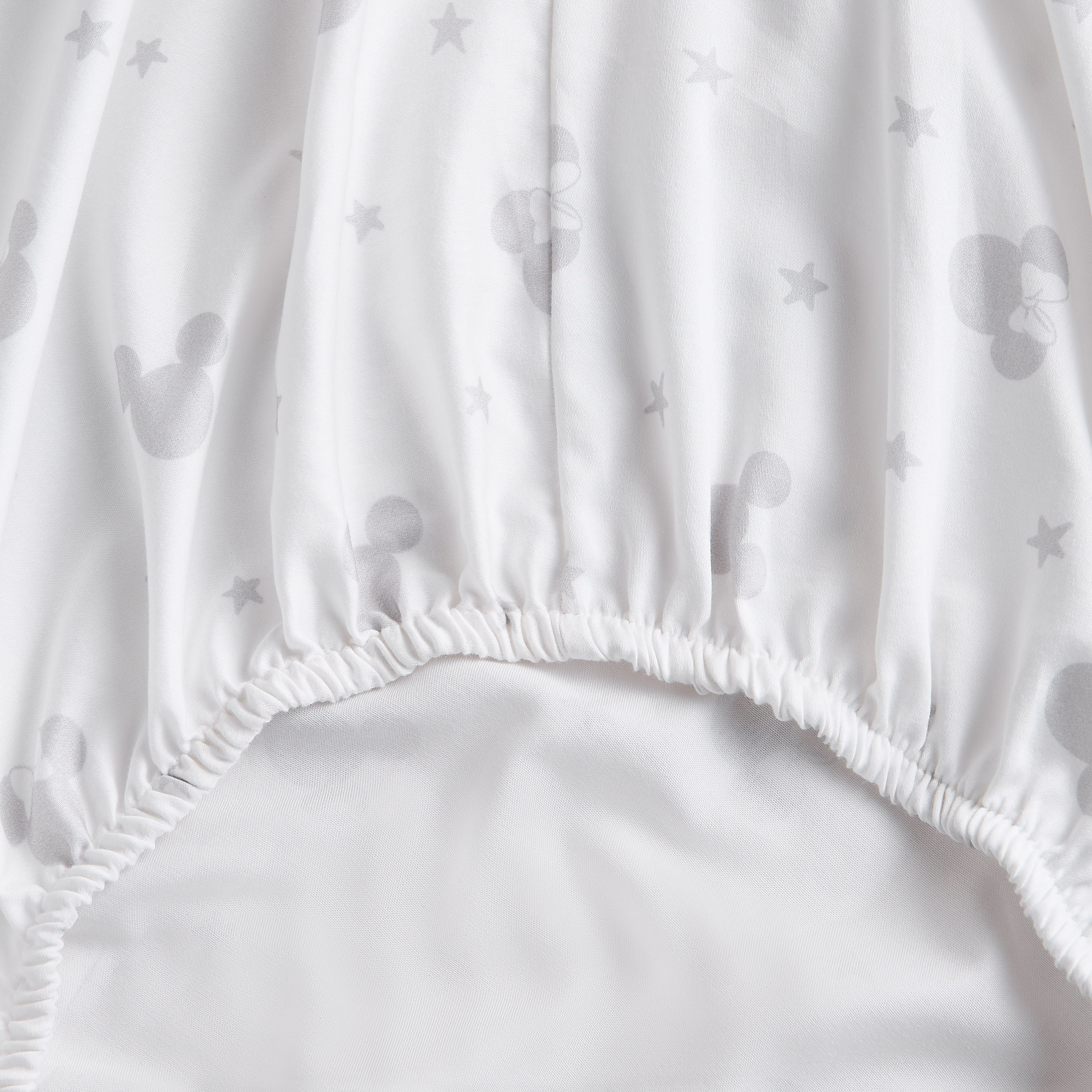 Mickey & Minnie Cotton 205 Thread Count Single Fitted Sheet - 90x200 cm-babyandkids-beddingandwindows-bedding-fittedandflatsheets-image-3
