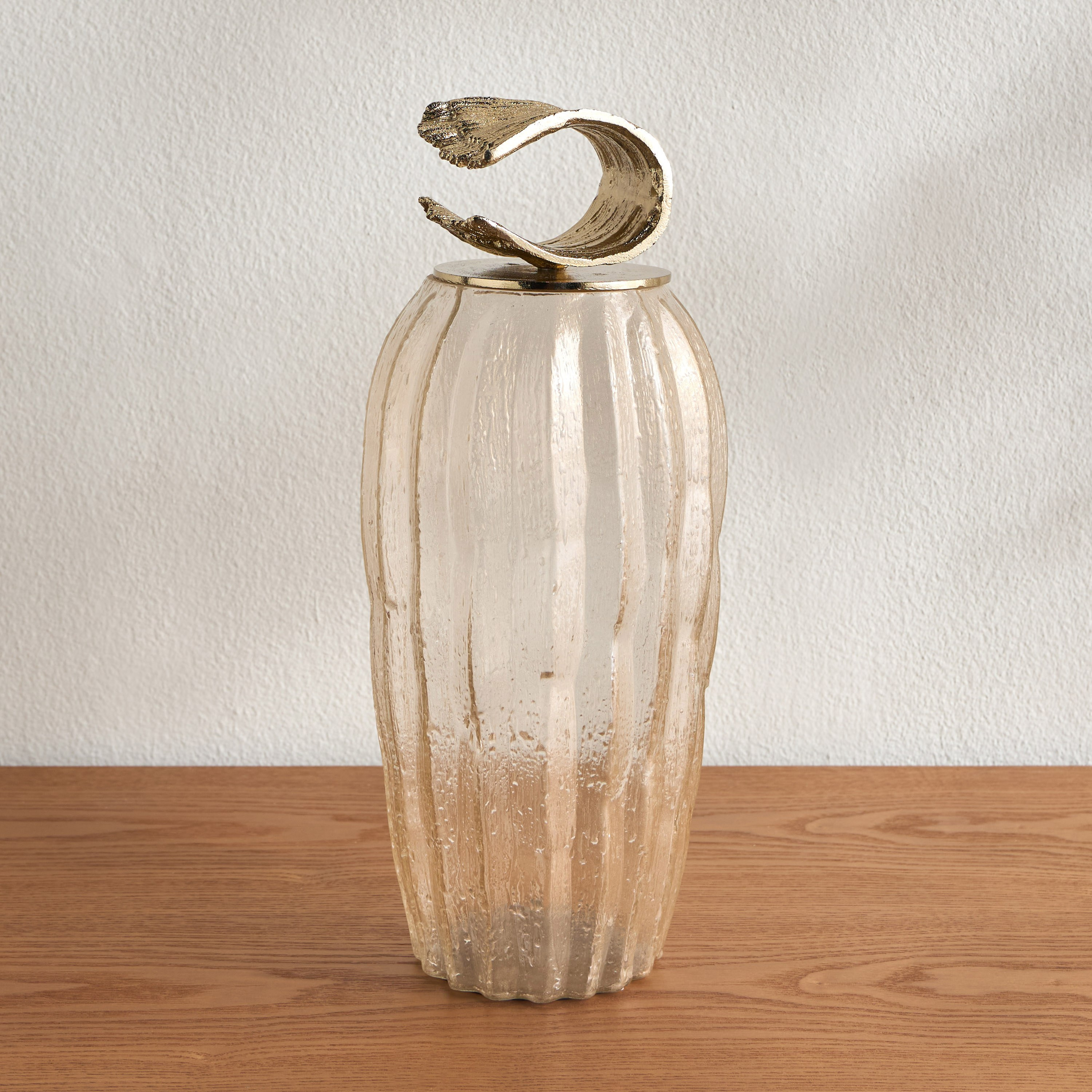 جرة ديكور زجاج - فاطمة جيلدان - 33 سم-household-decor-boxesandtrays-image-1