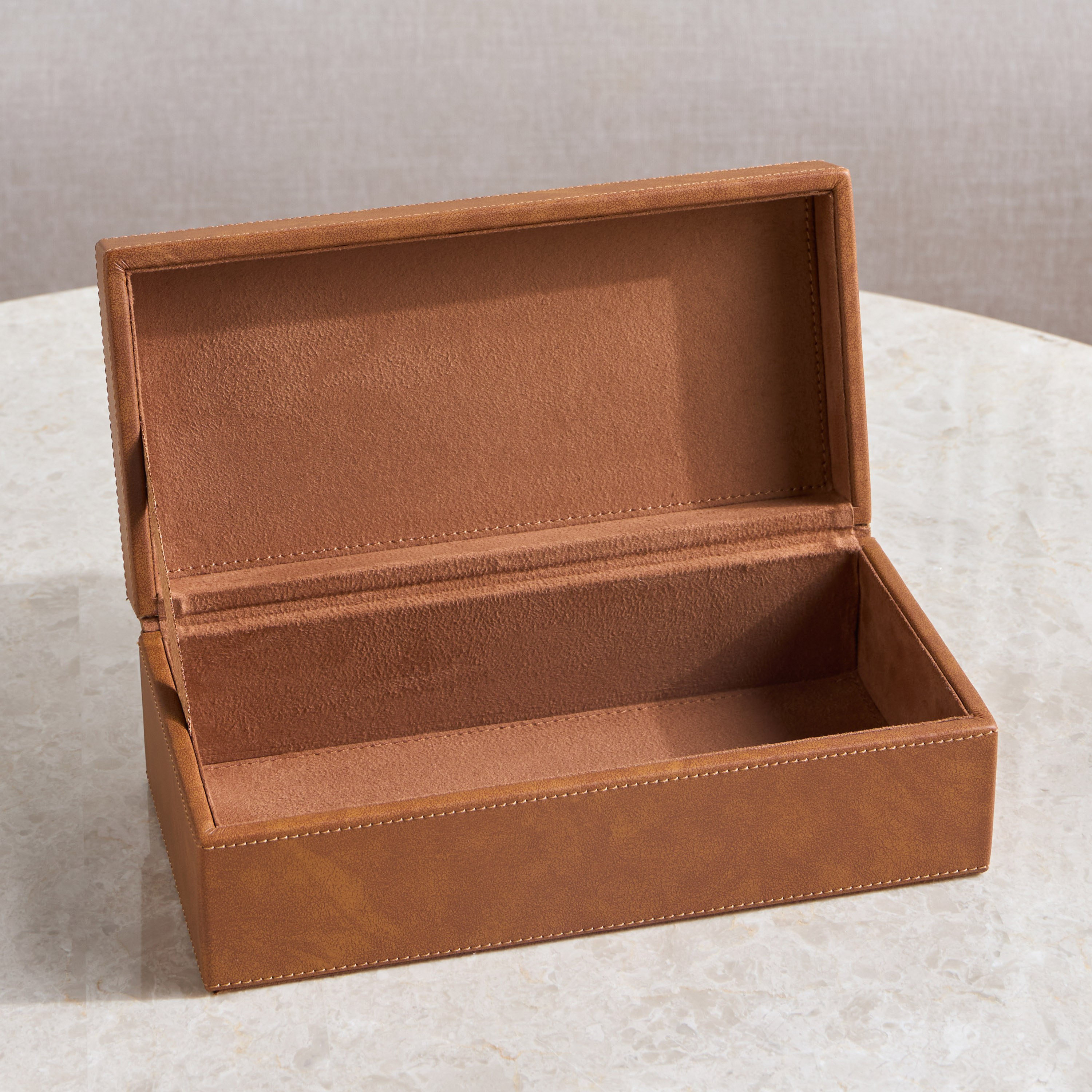 صندوق ديكور جلد صناعي - راحة كونياك - 25 سم-household-decor-boxesandtrays-image-2