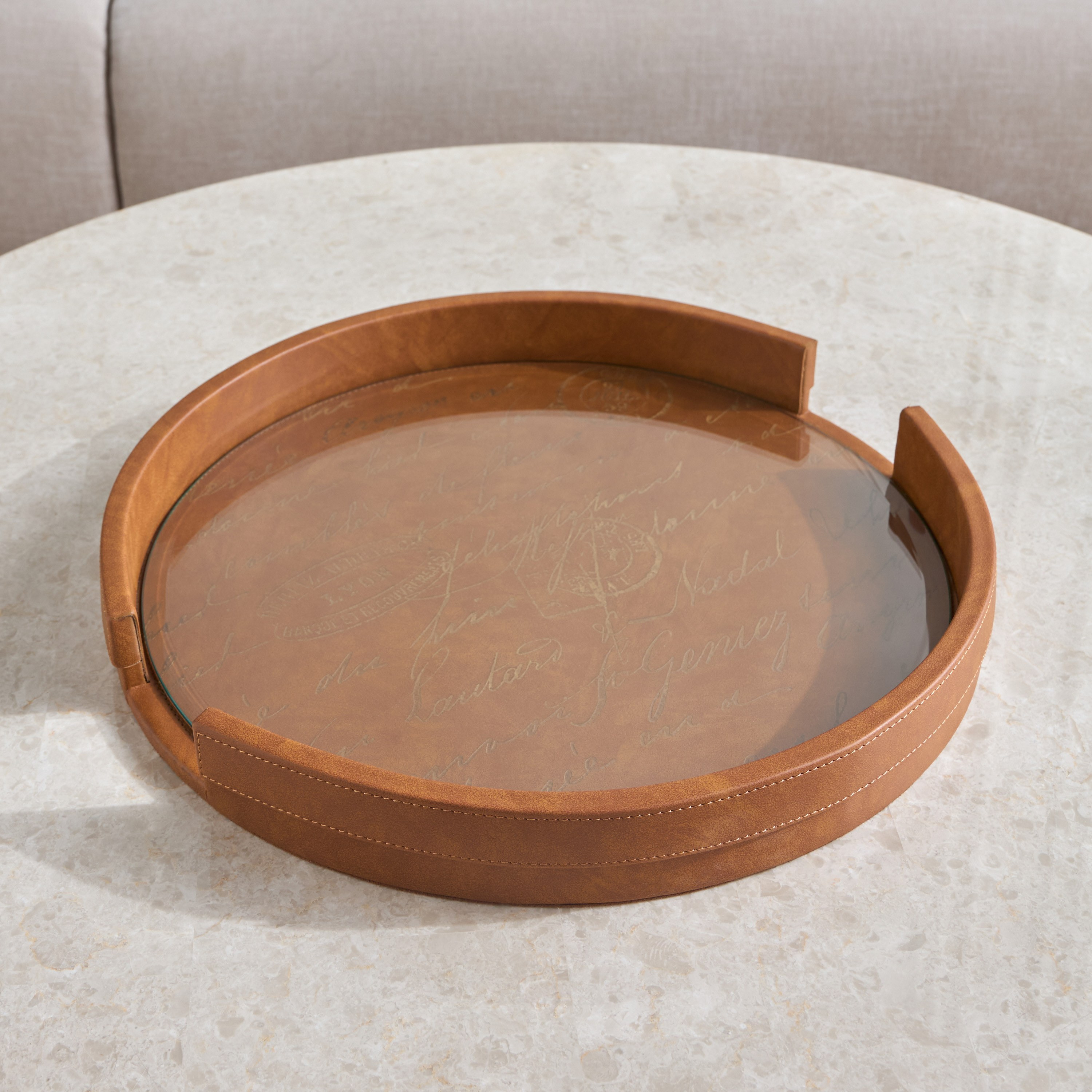 صينية ديكور جلد صناعي - راحة - 40 سم-household-decor-boxesandtrays-image-1