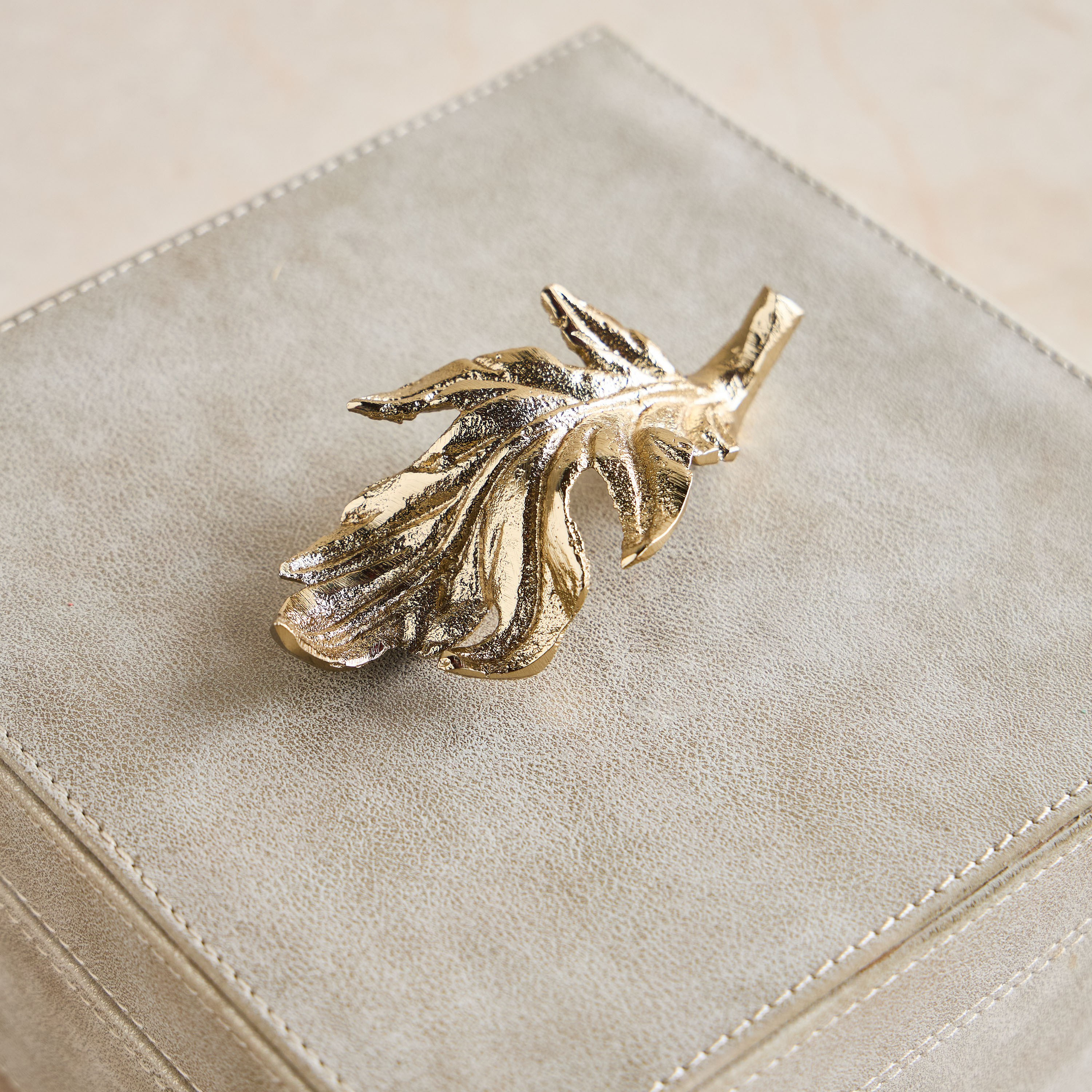 Twirl Decorative Box-household-decor-boxesandtrays-image-3