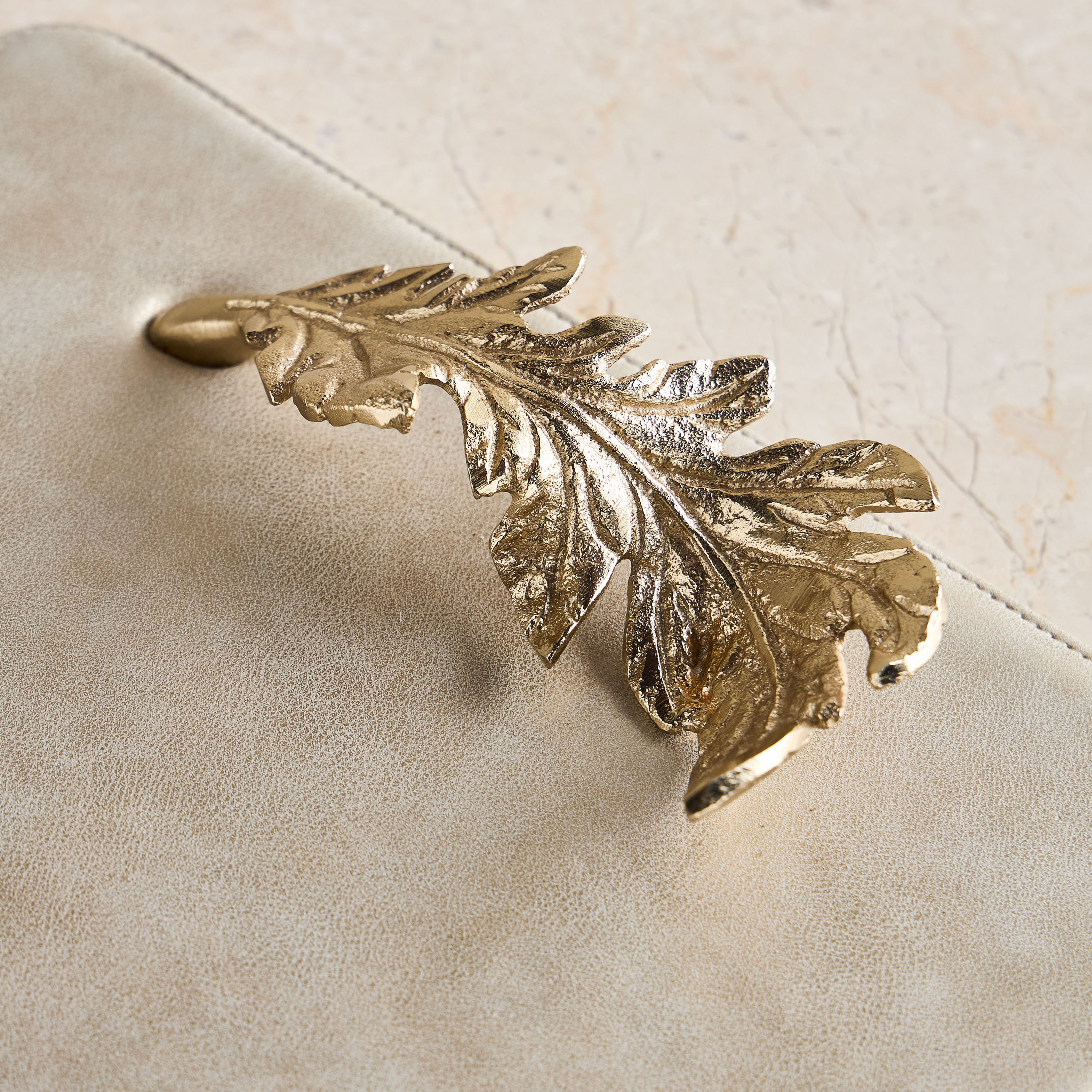 Twirl Decorative Tray - 40 cm-household-decor-boxesandtrays-image-2