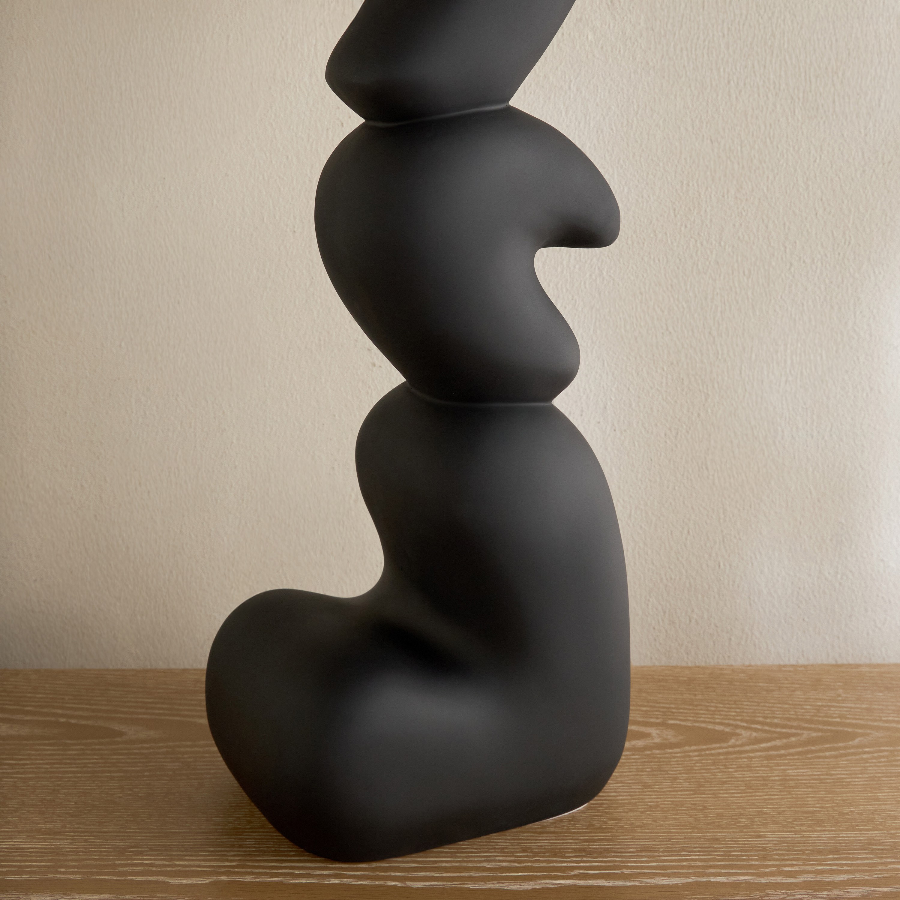 Leano Resin Table Lamp - 86 cm-household-lighting-tableanddesklamps-image-4