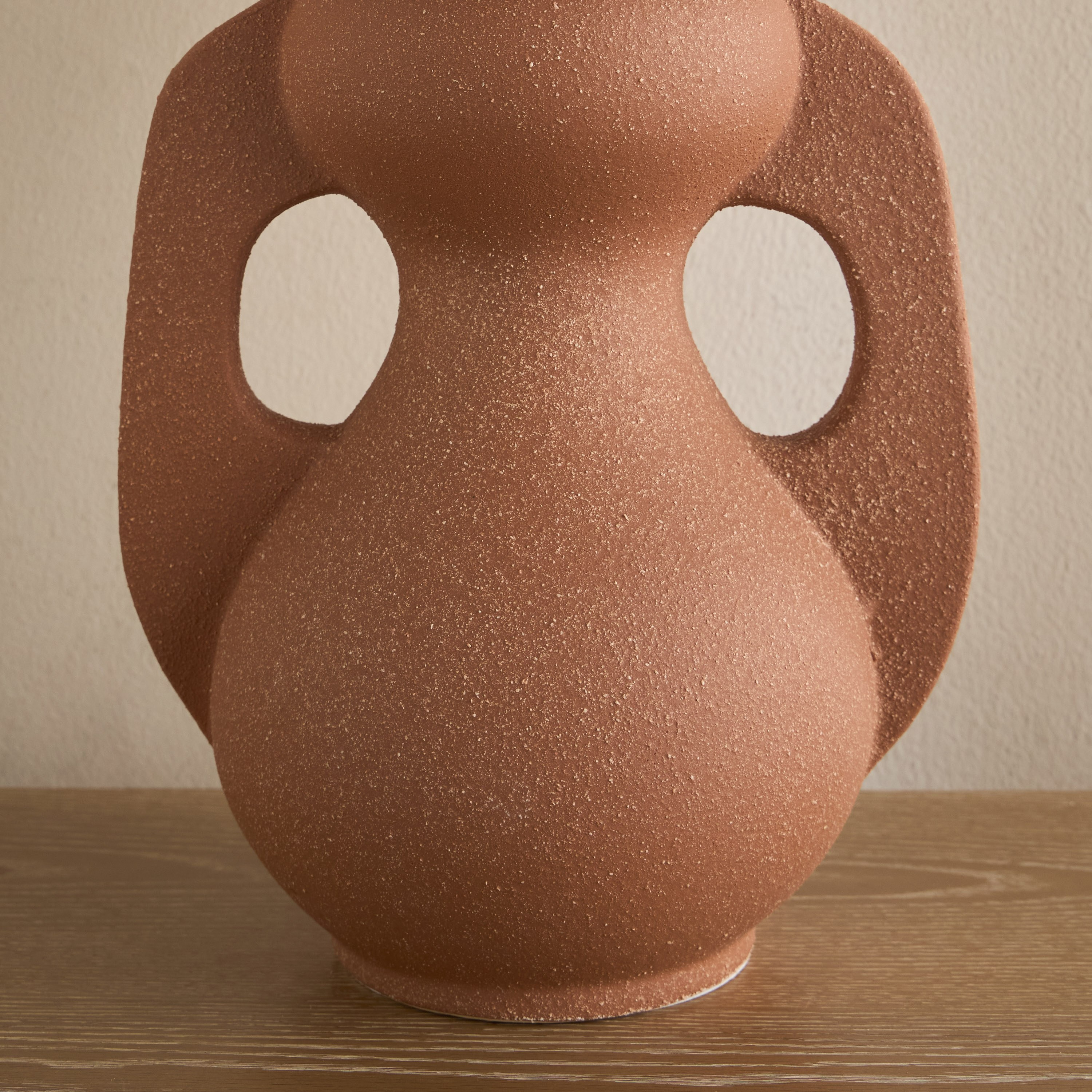 Levin Ceramic Table Lamp - 56 cm-household-lighting-tableanddesklamps-image-4