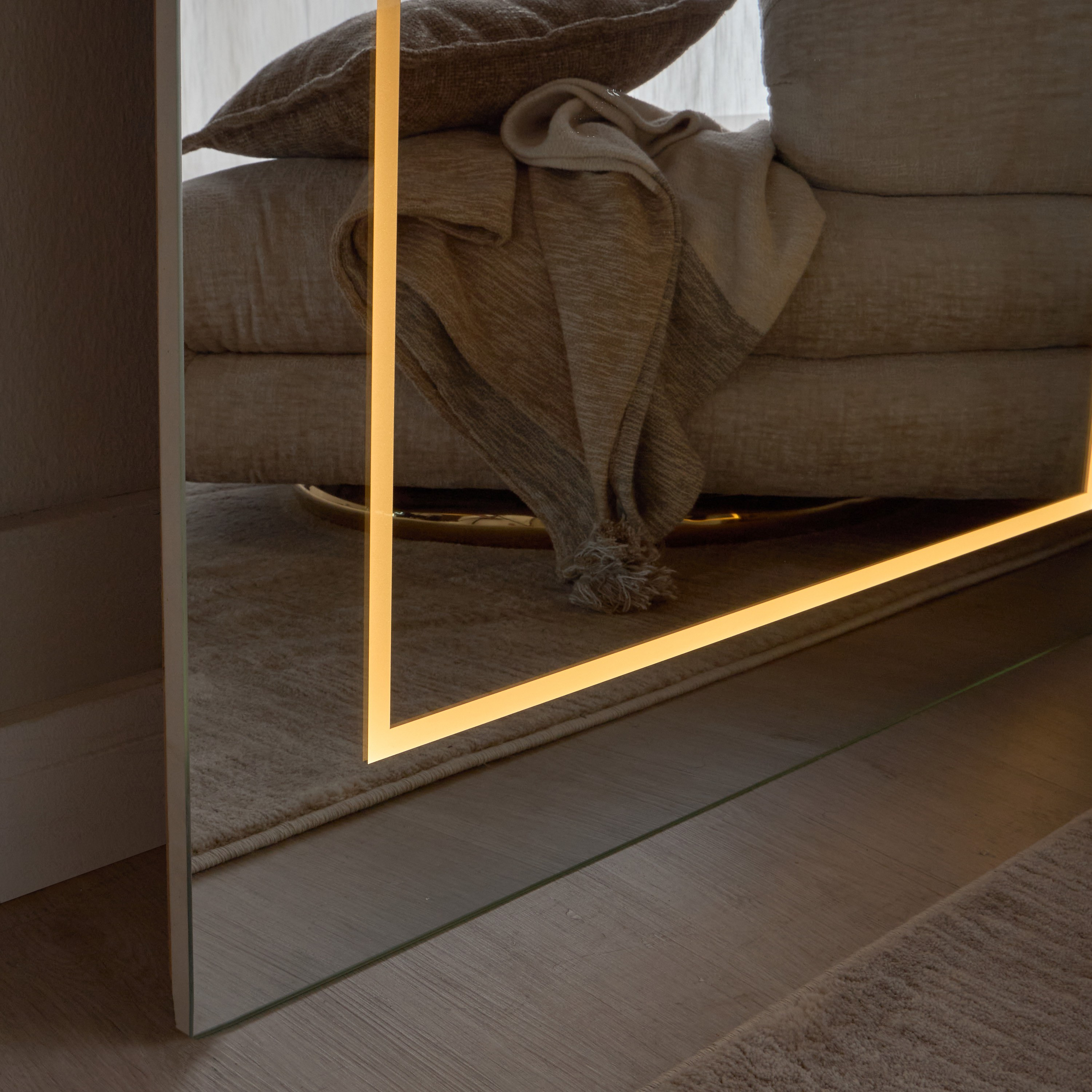 مرآة متكئة بإضاءة ليد - لومينارا - 200x100 سم-household-walldecorandmirrors-mirrors-floormirrors-image-5