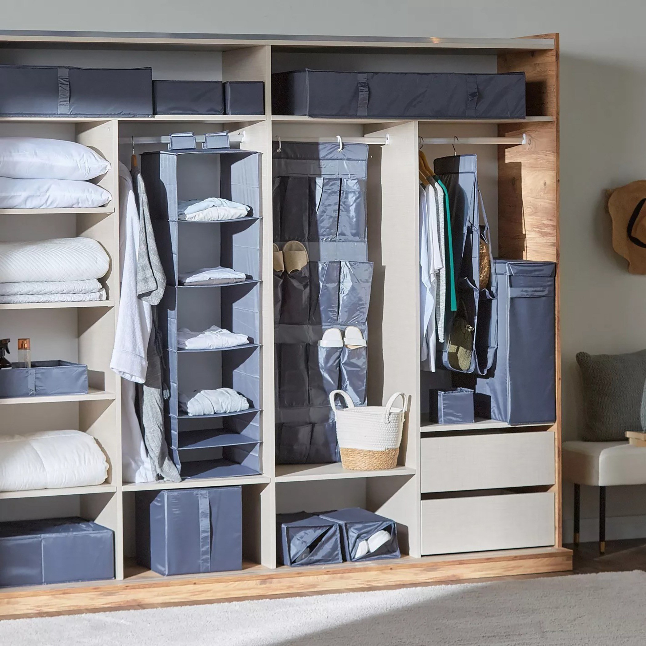 Melvin Storage Case-household-storage-closetstorage-clothingstorage-image-3