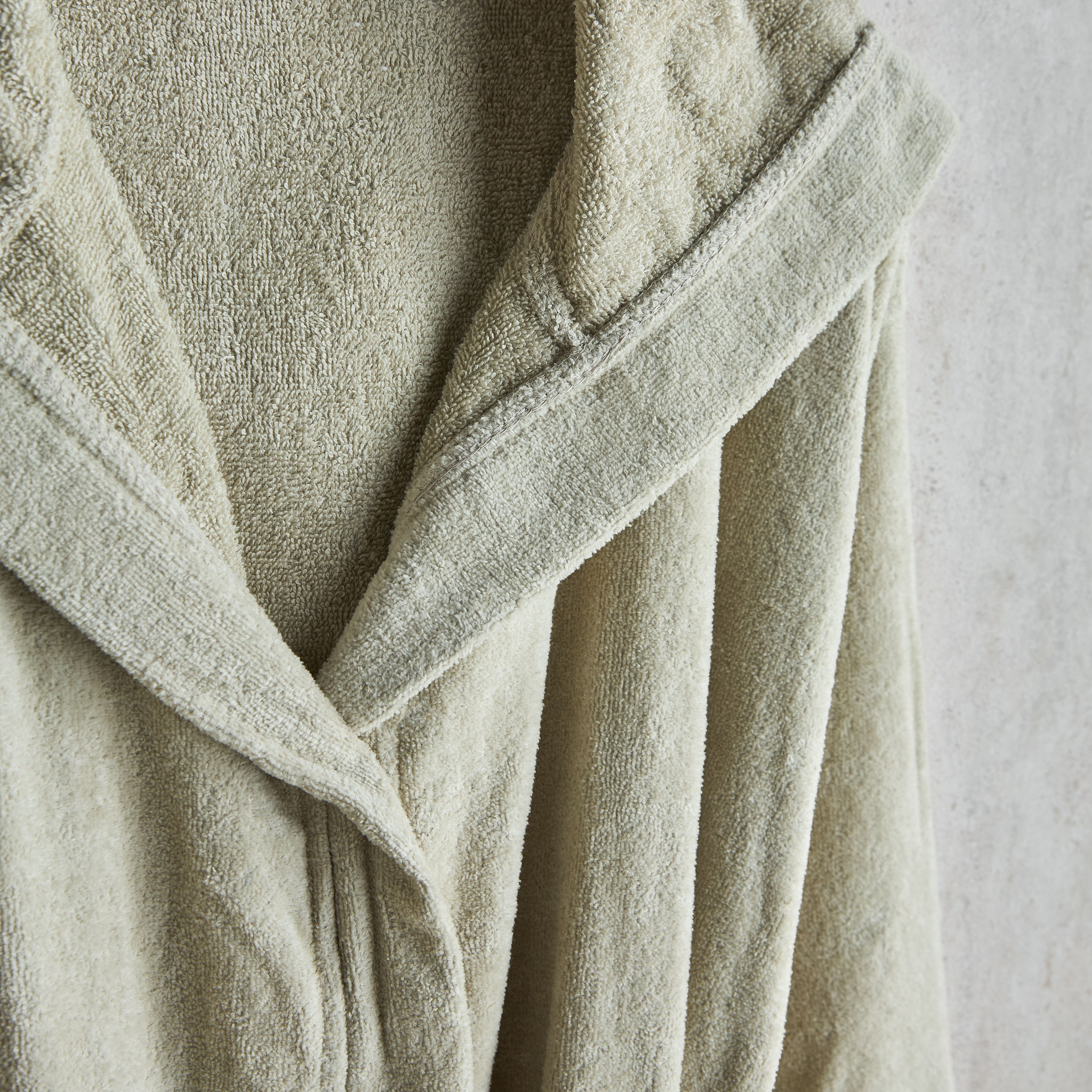 Velour Bathrobe - Extra Large-household-bathandlaundry-bathlinen-bathrobesandslippers-bathrobes-image-3