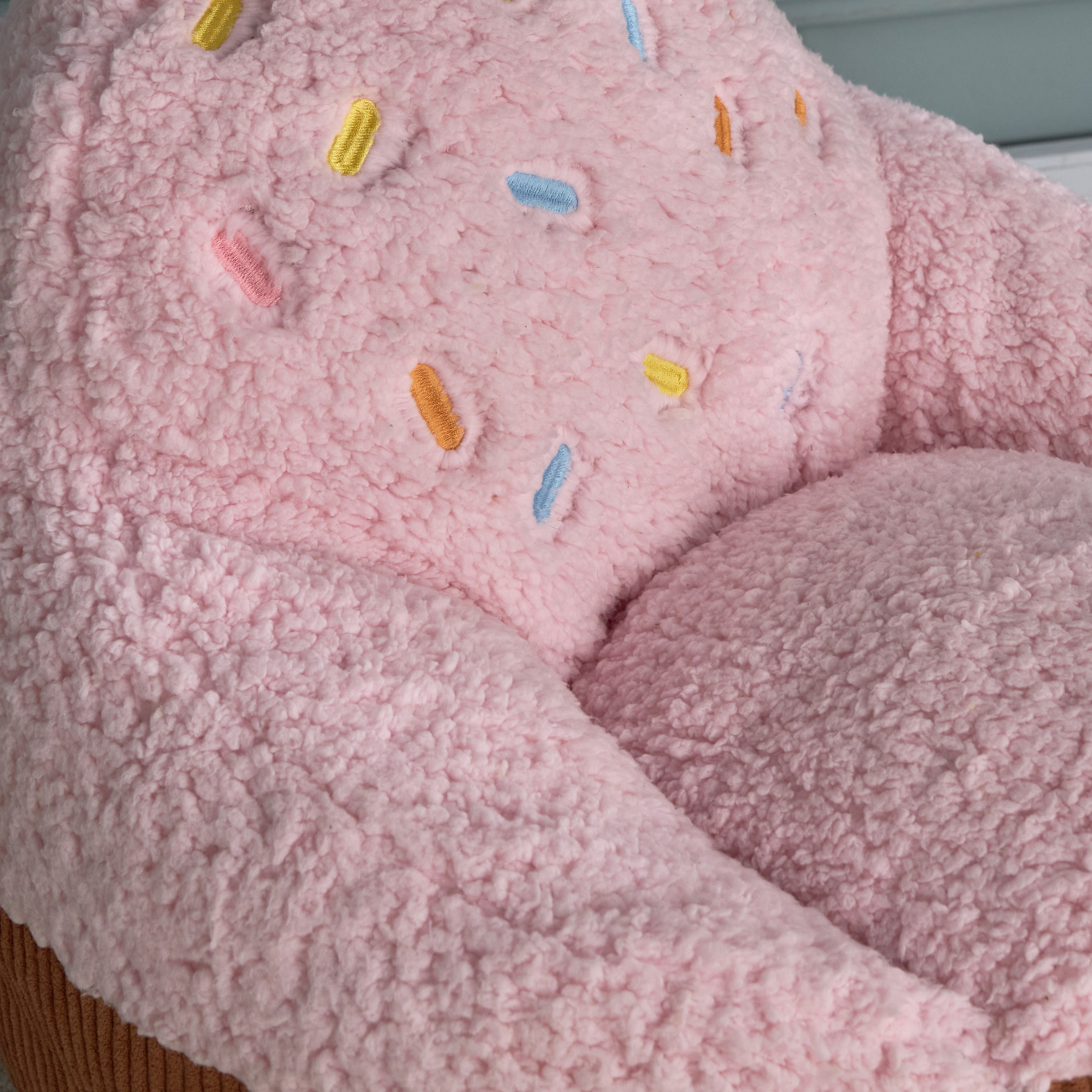 وسادة أرضية بشكل كنبة - ليلى كاندي - 65×65 سم-babyandkids-beddingandwindows-bedding-floorcushionsandbeanbags-image-2