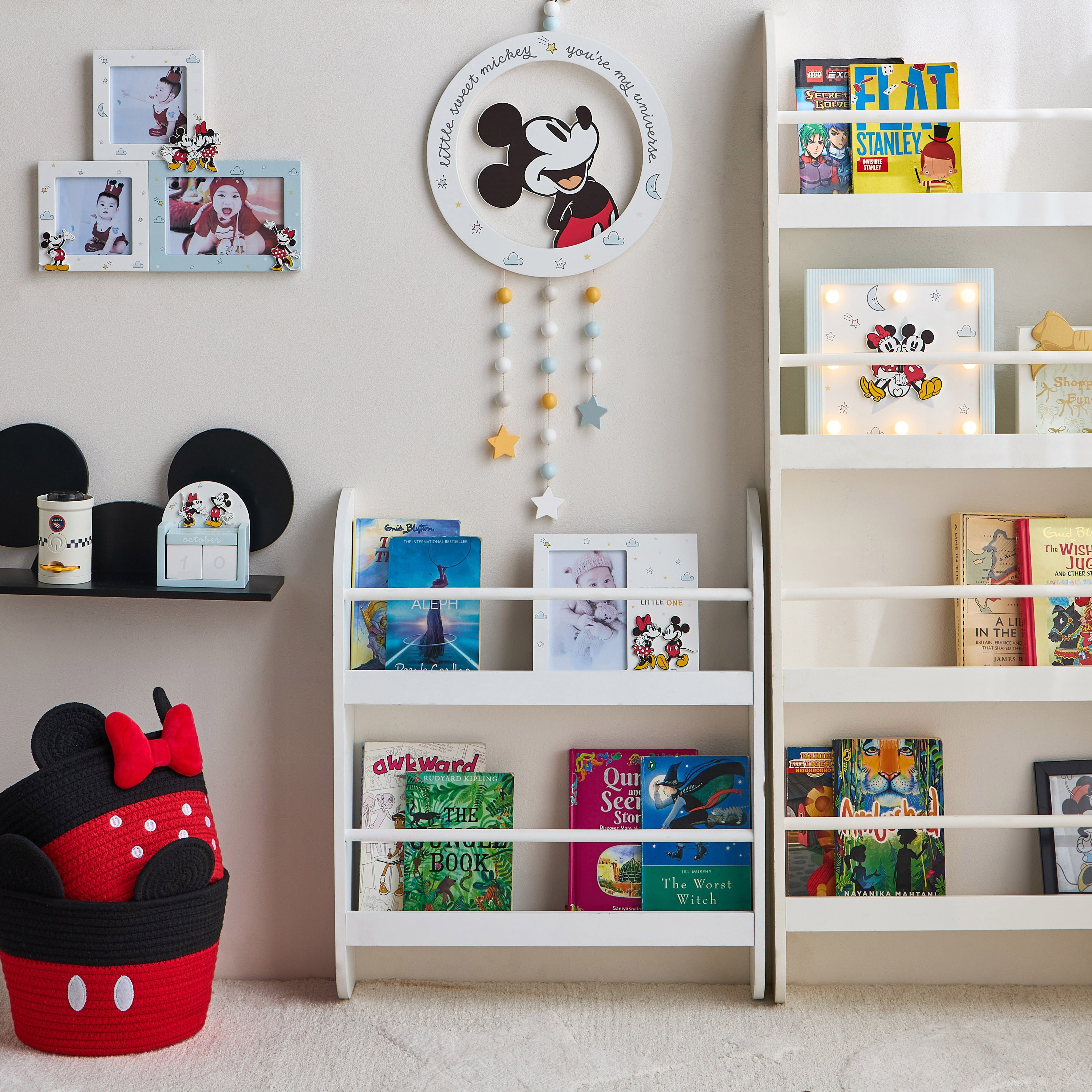 Mickey and Minnie Photo Frame - 18x19 cm-babyandkids-decorandlighting-decor-photoframes-image-4