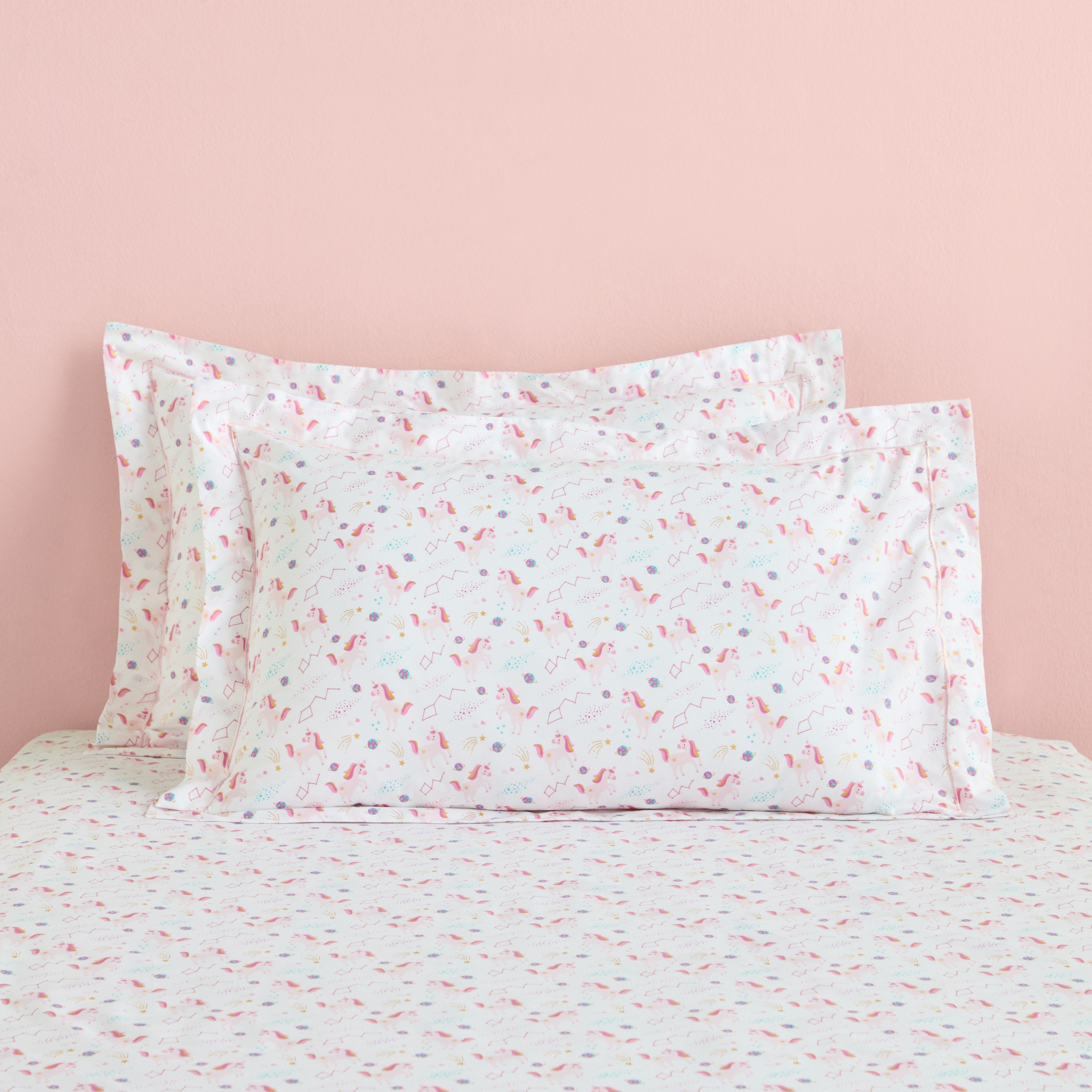 طقم أغطية وسائد قطعتين قطن عدد خيوط 200 - دريمز يونيكورن - 50x75 سم-babyandkids-beddingandwindows-bedding-pillowcases-image-1