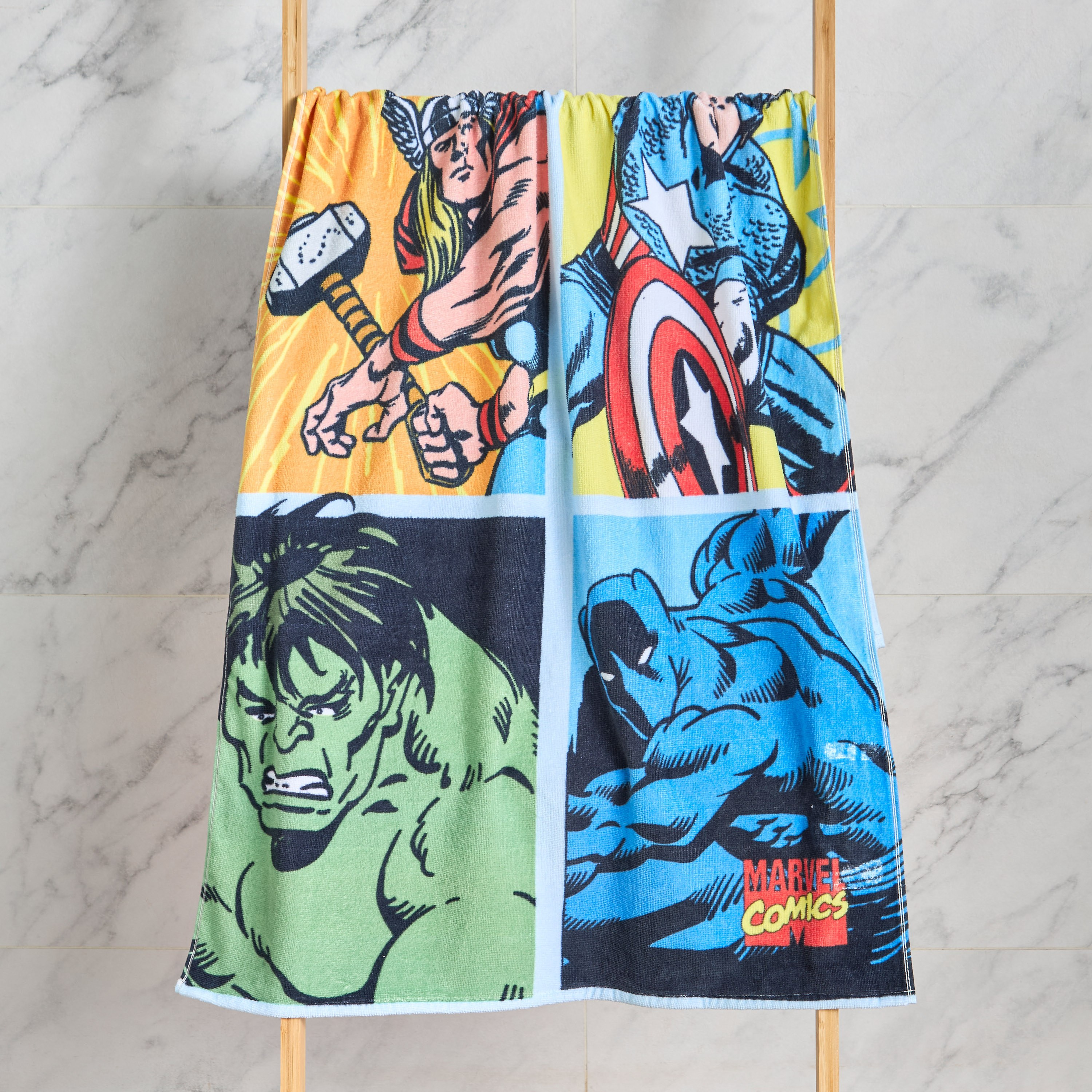 Avengers Cotton Bath Towel - 70x140 cm-babyandkids-bathandstorage-bath-towels-image-1