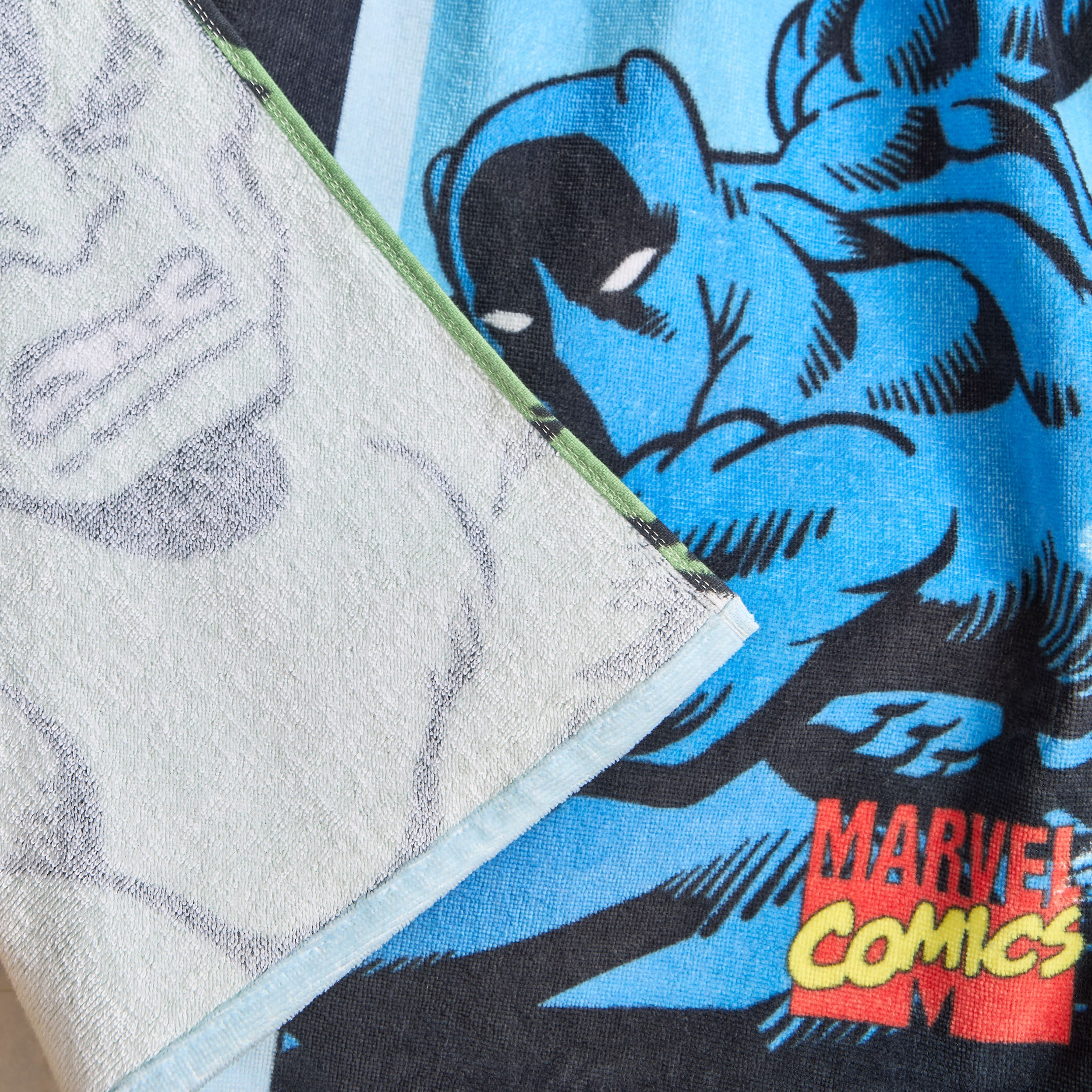Avengers Cotton Bath Towel - 70x140 cm-babyandkids-bathandstorage-bath-towels-image-3