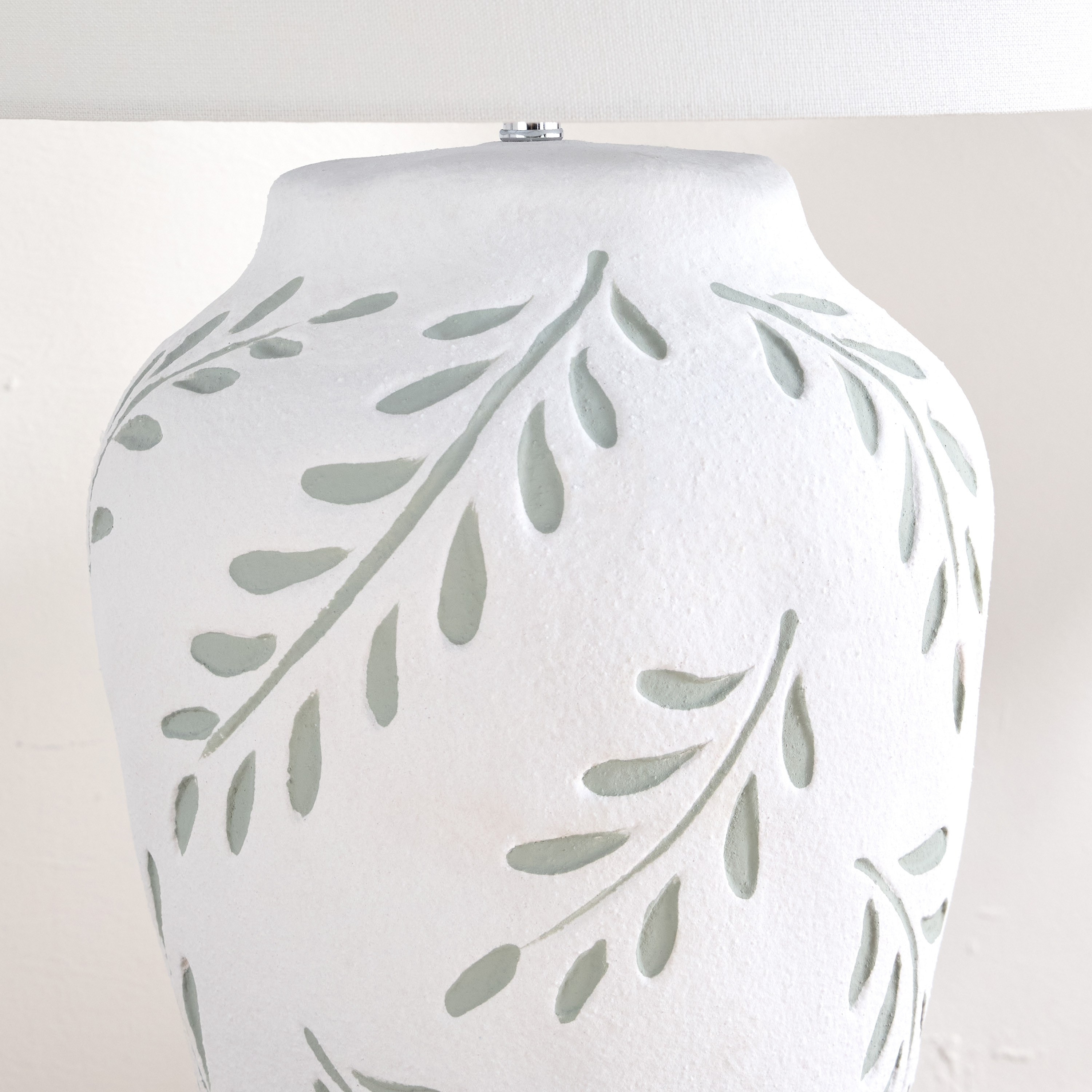 Pansy Ceramic Table Lamp - 67 cm-household-lighting-tableanddesklamps-image-3