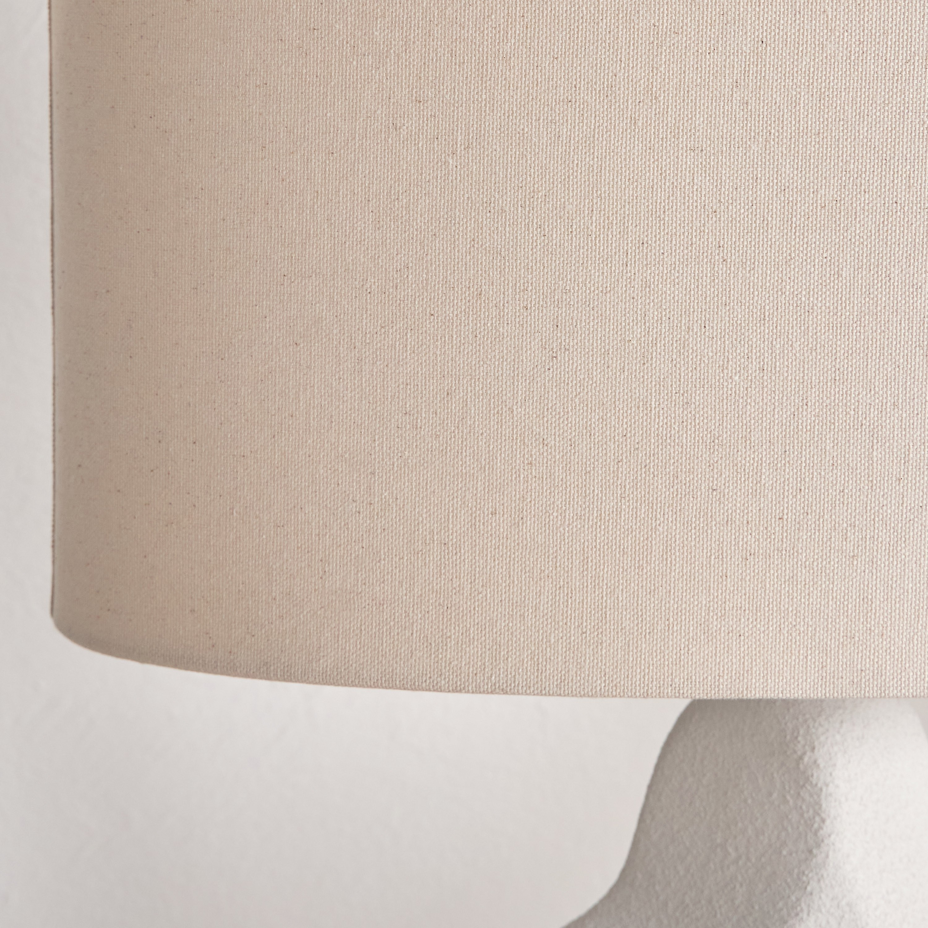 Petunia Ceramic Table Lamp - 64 cm-household-lighting-tableanddesklamps-image-4