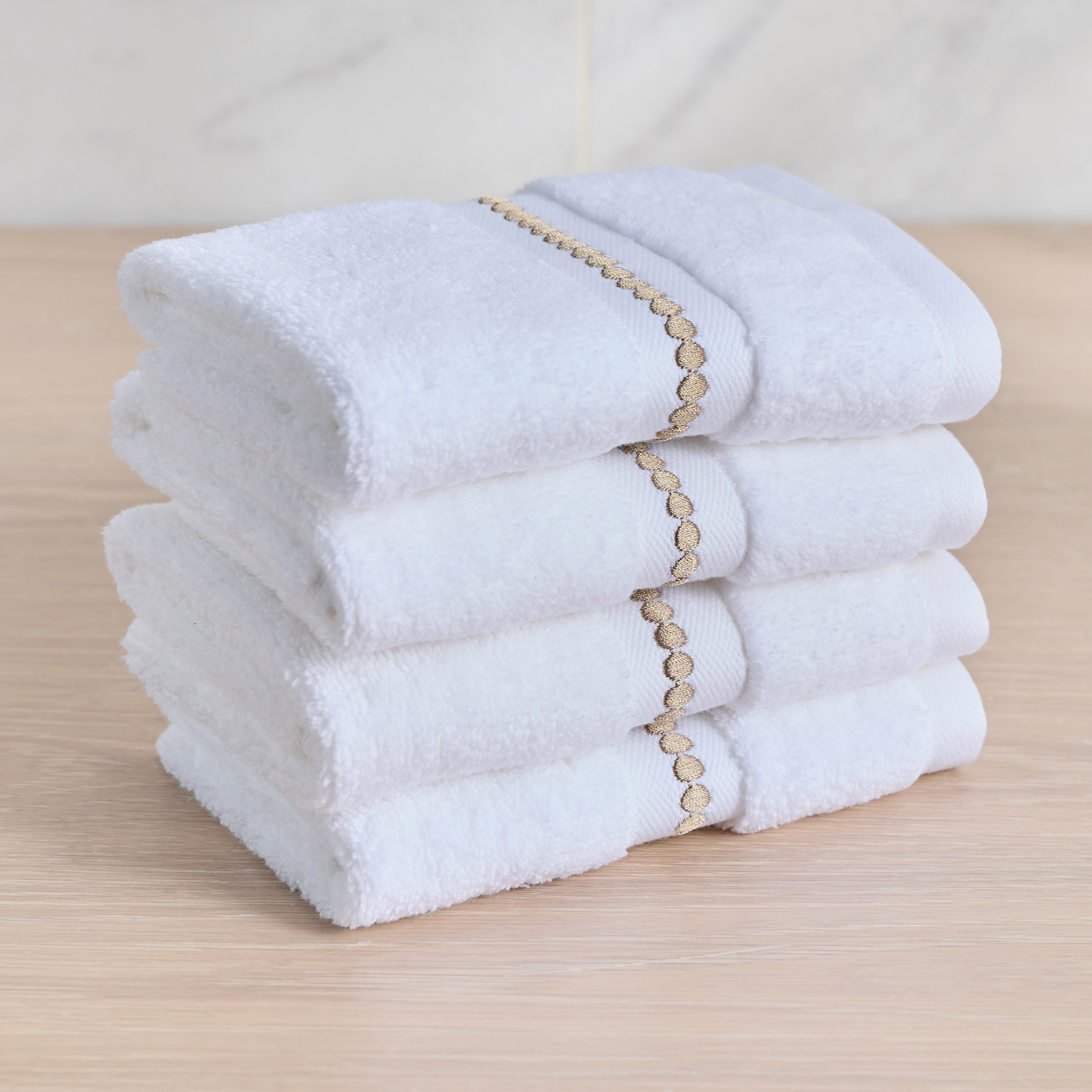 The White Studio Varsailles 4-Piece 600 GSM Cotton Fingertip Towel Set - 33x33 cm