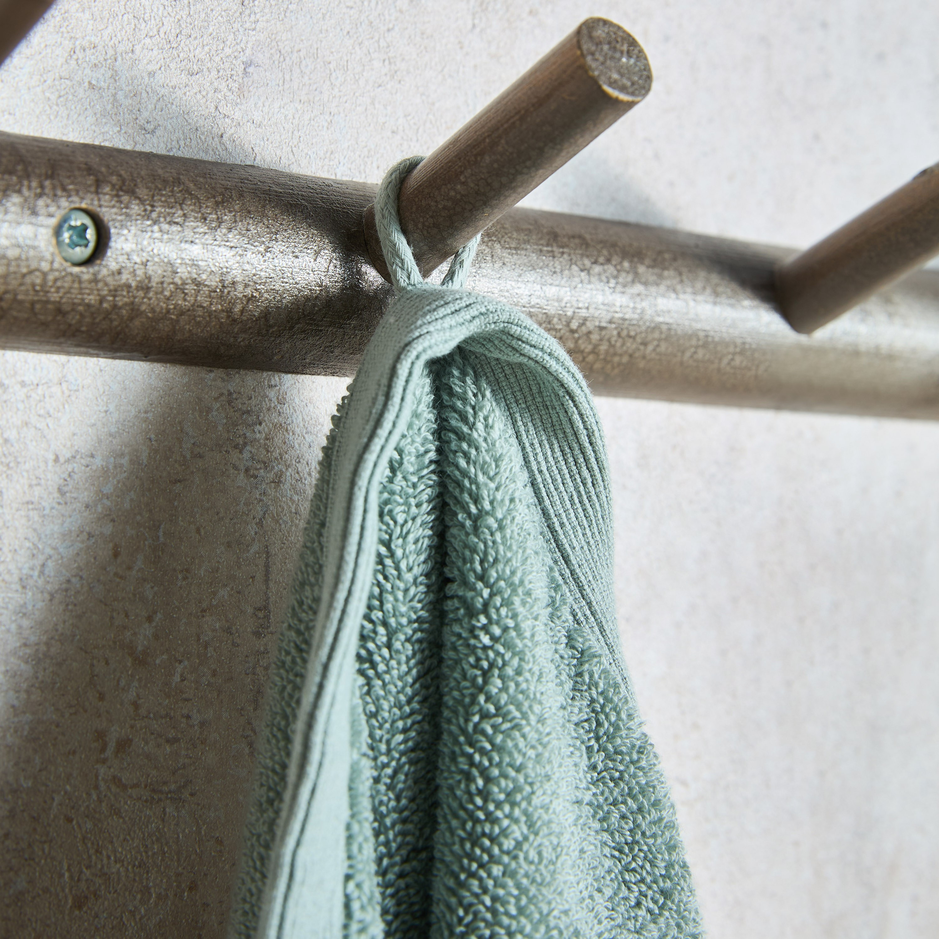 منشفة حمام قطن تركي 650 جرام/متر مربع - إيكو - 100x180 سم-household-bathandlaundry-bathlinen-towels-image-4